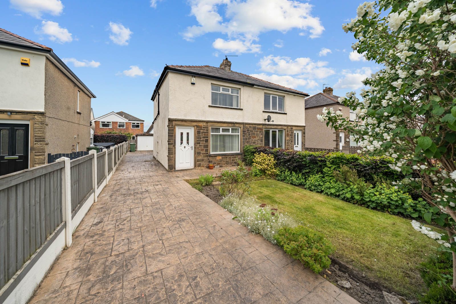 Semi Detached House in Bradford