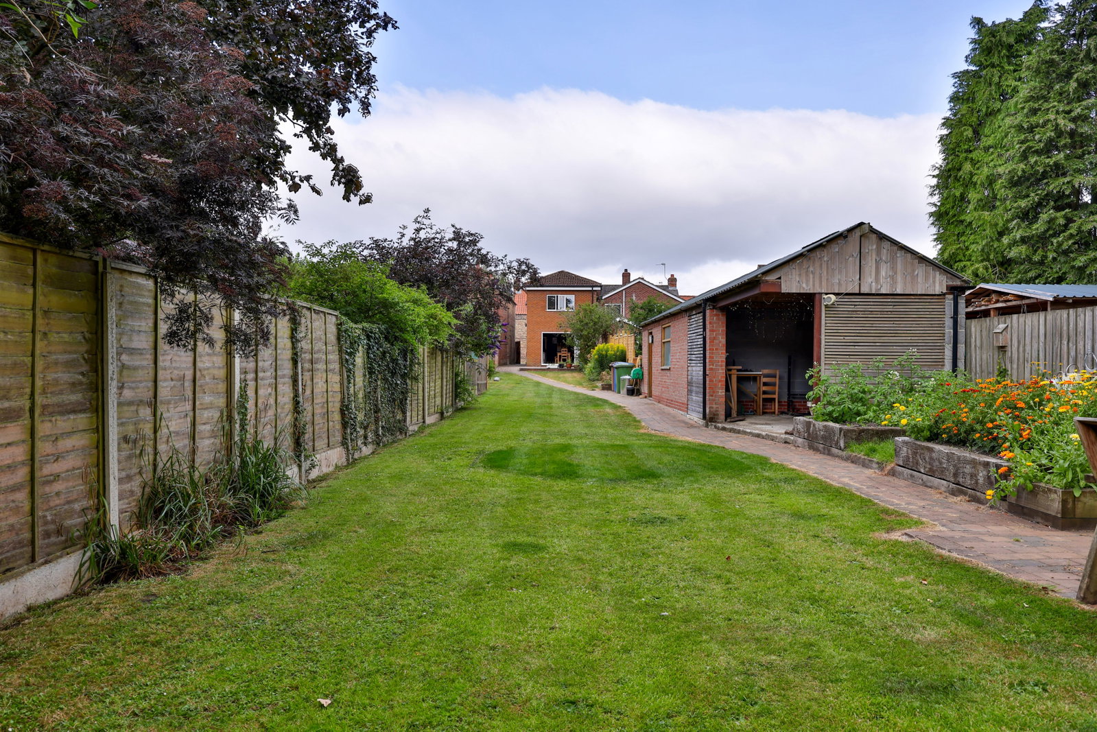 Semi Detached House in York 3