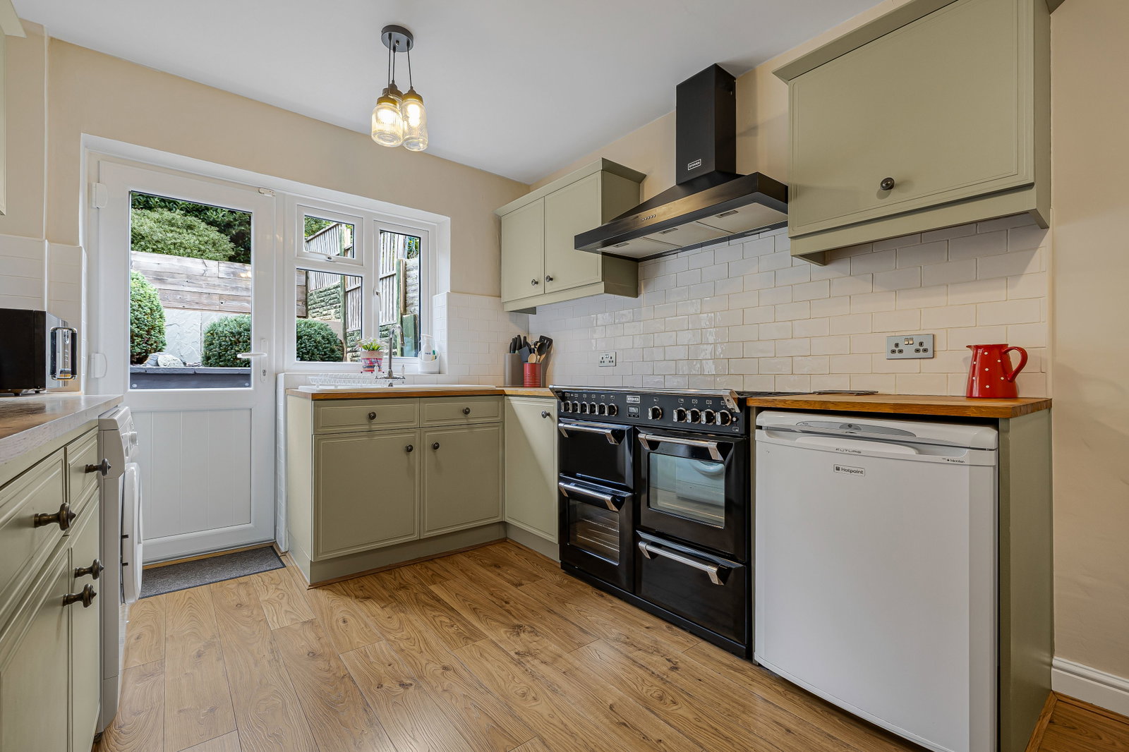 Semi Detached House for sale in Stourbridge, Dunsley Drive, Wordsley, DY8 5RA