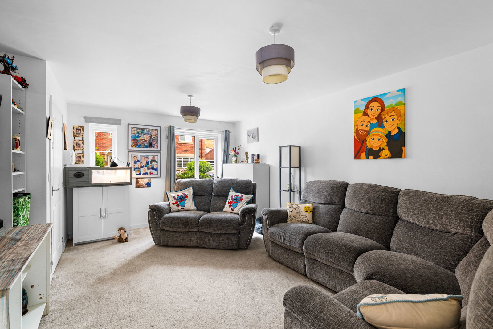 Terraced House in Witham St Hughs