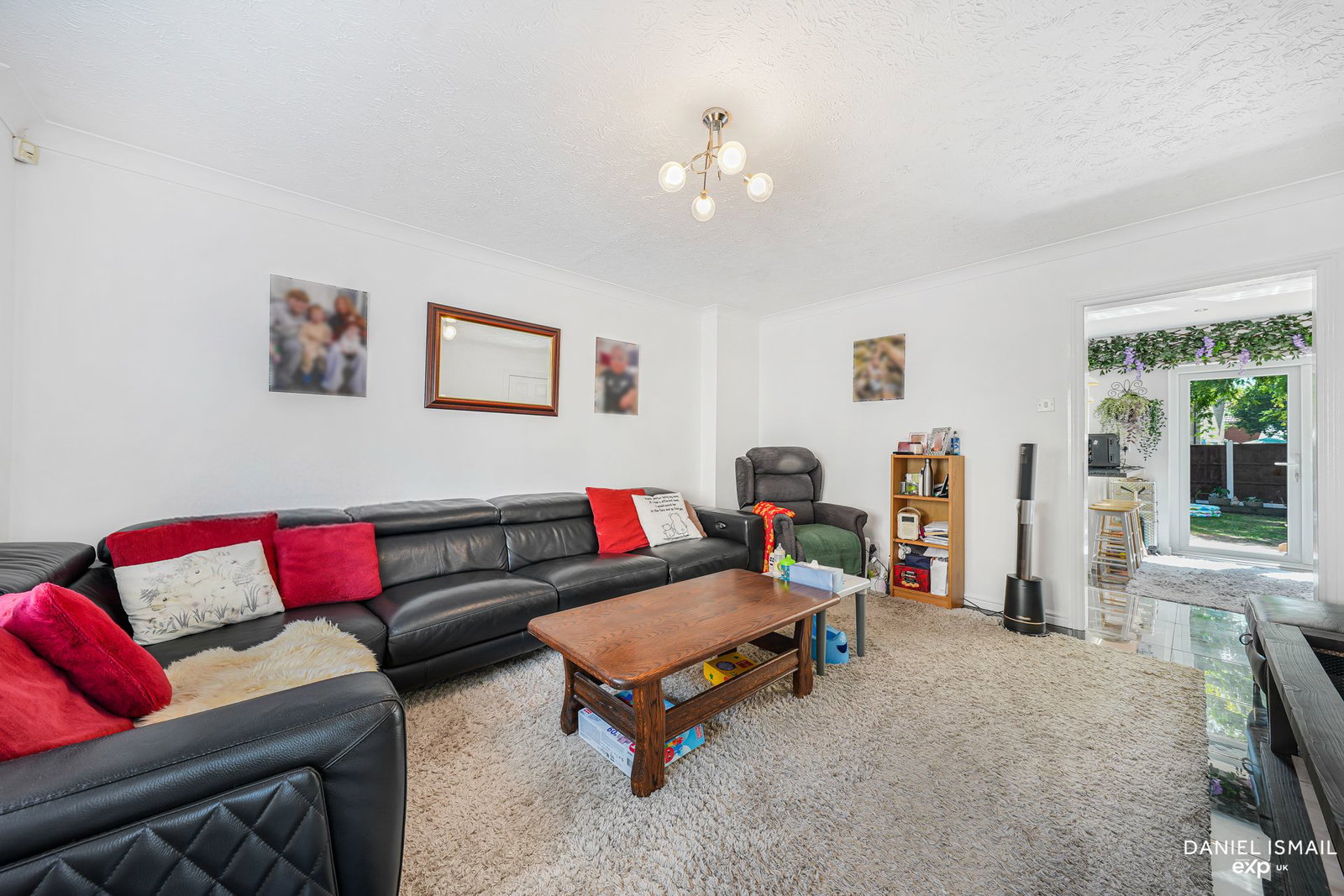 End Of Terrace House in Basildon