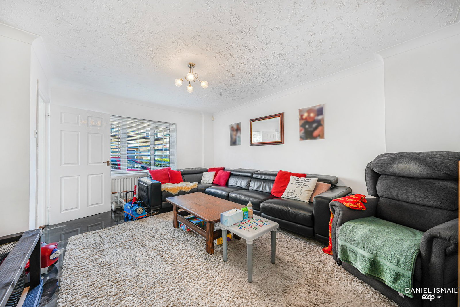 End Of Terrace House in Basildon