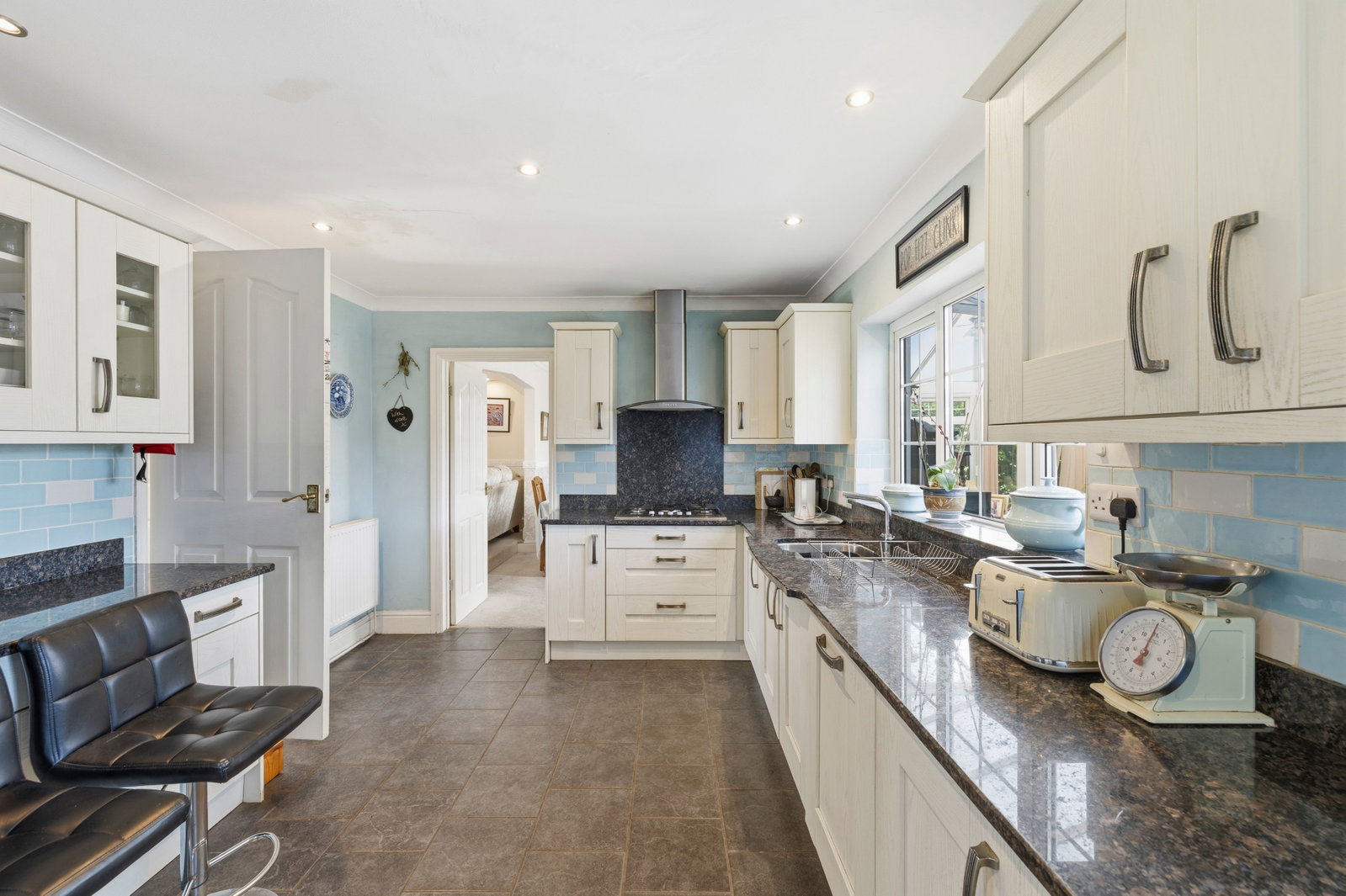 Detached House in Swansea
