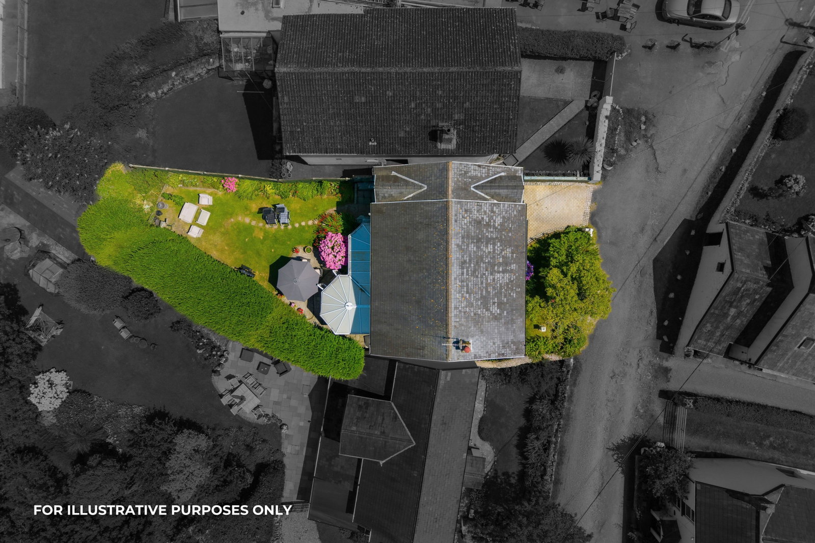 Detached House in Swansea