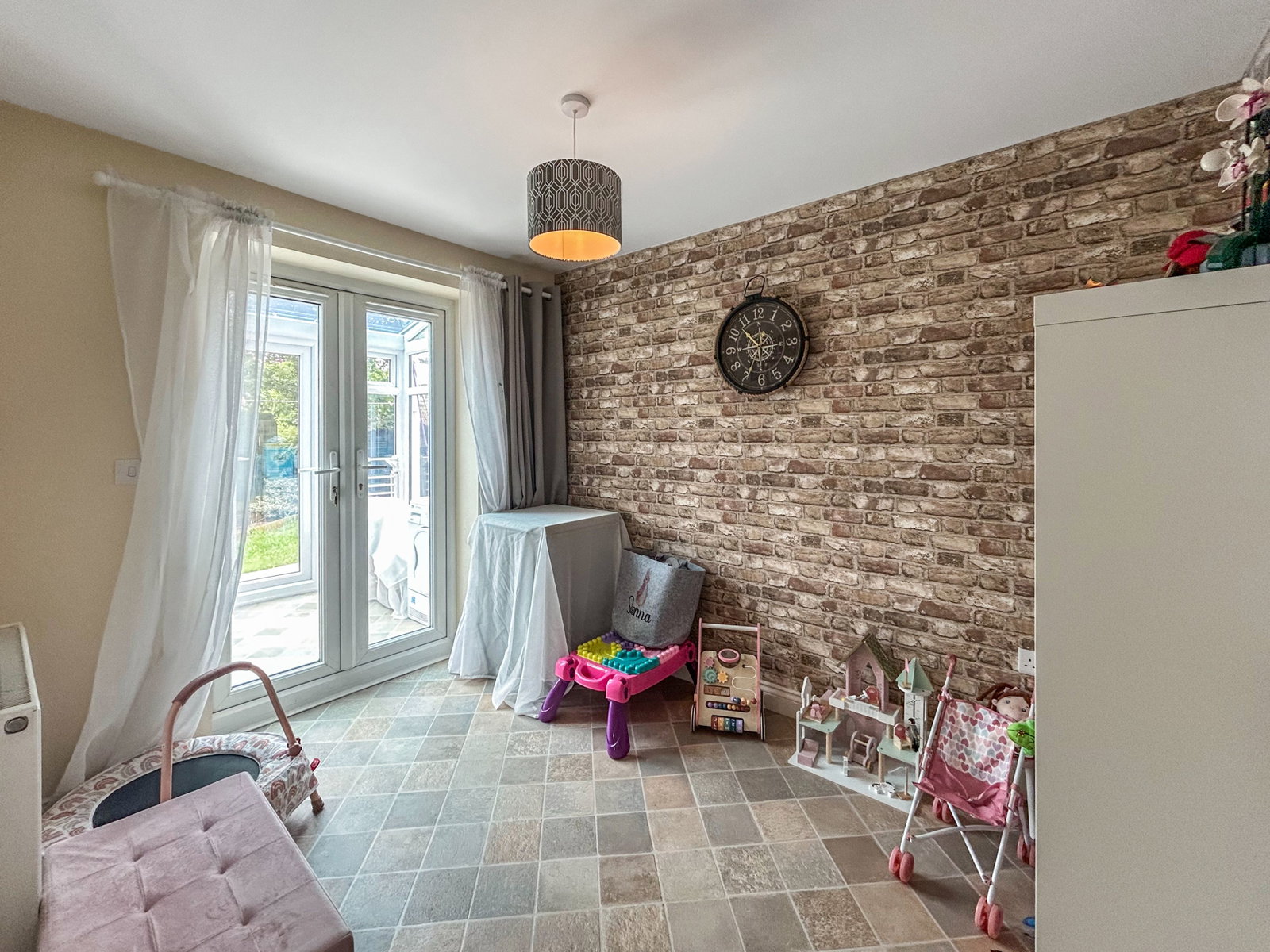 Semi Detached House in Stoke-on-Trent
