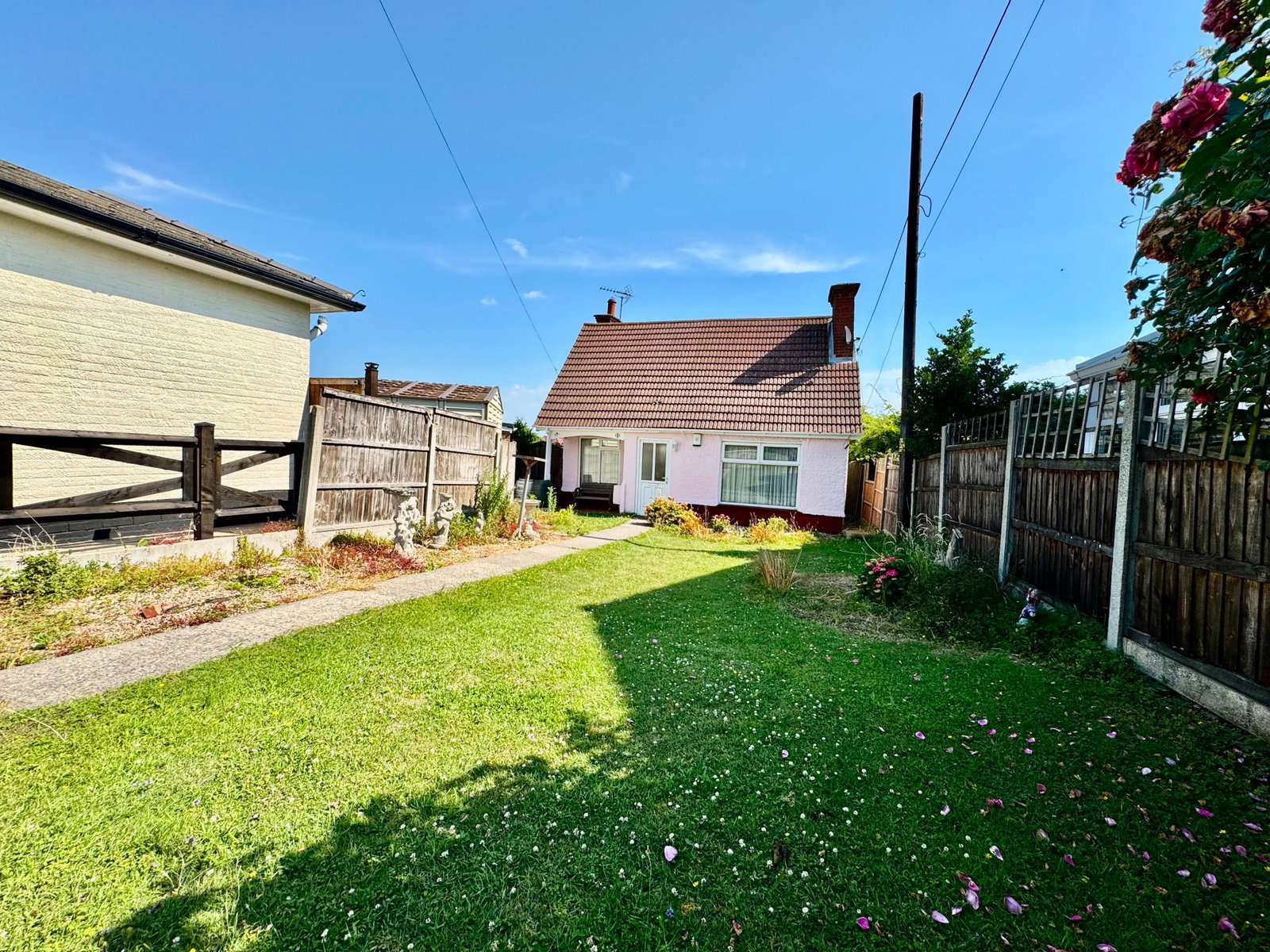 Detached House in Sheerness