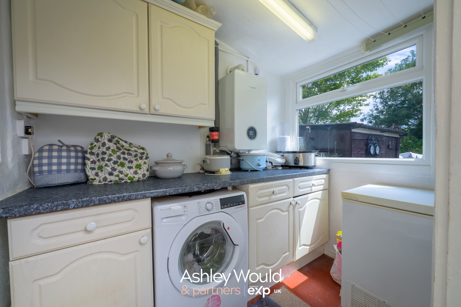 Semi Detached House in Cradley Heath