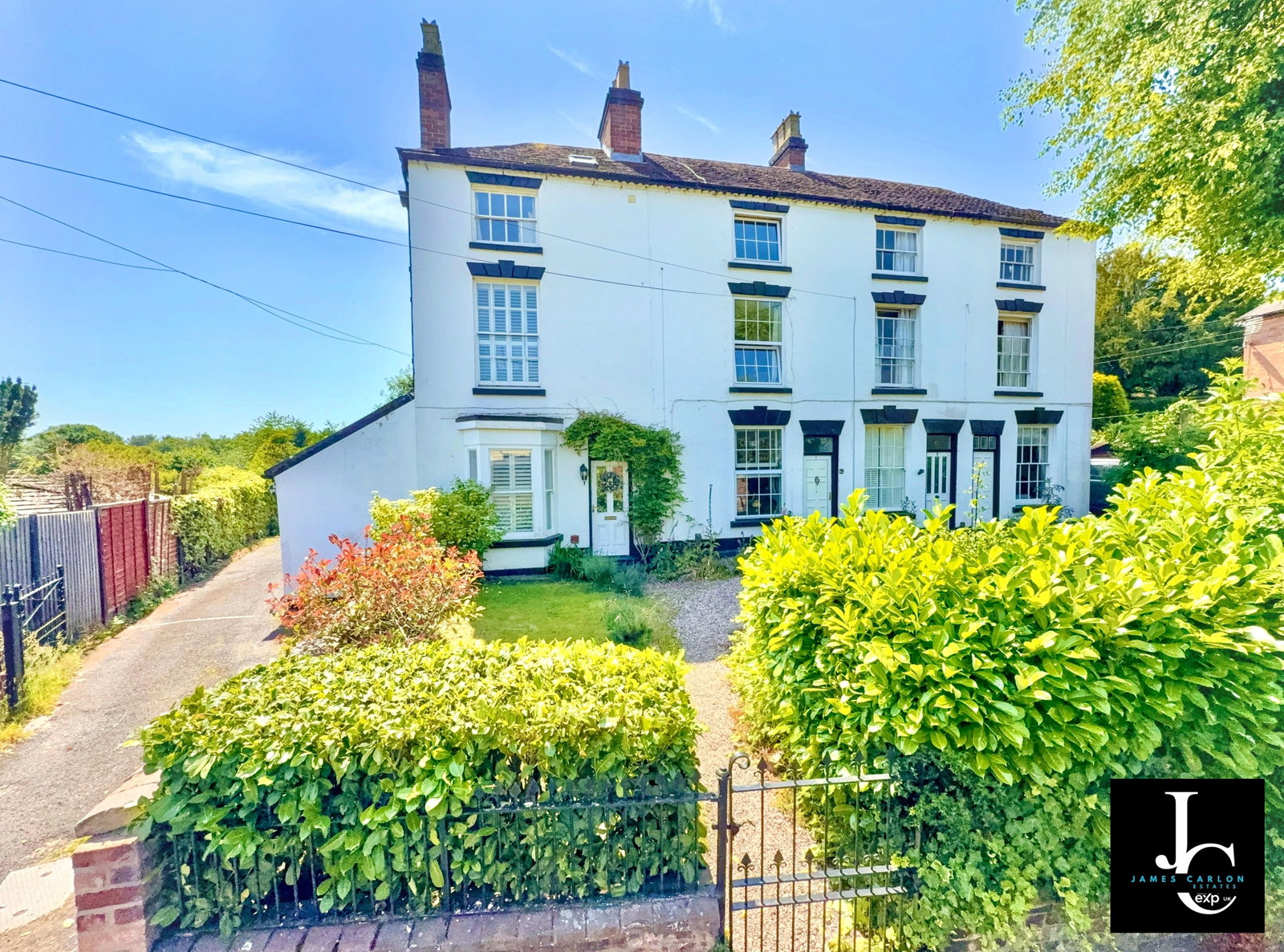 Terraced House in Telford