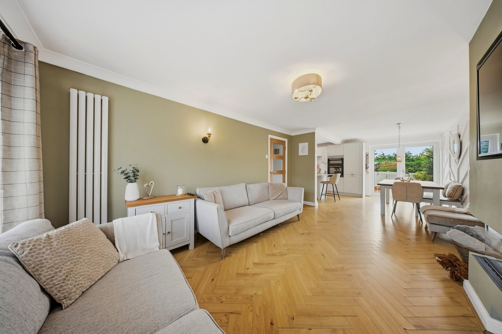 Detached House for sale in Burnley, Red Spar Road, Burnley, BB10 2EE, 907 m²