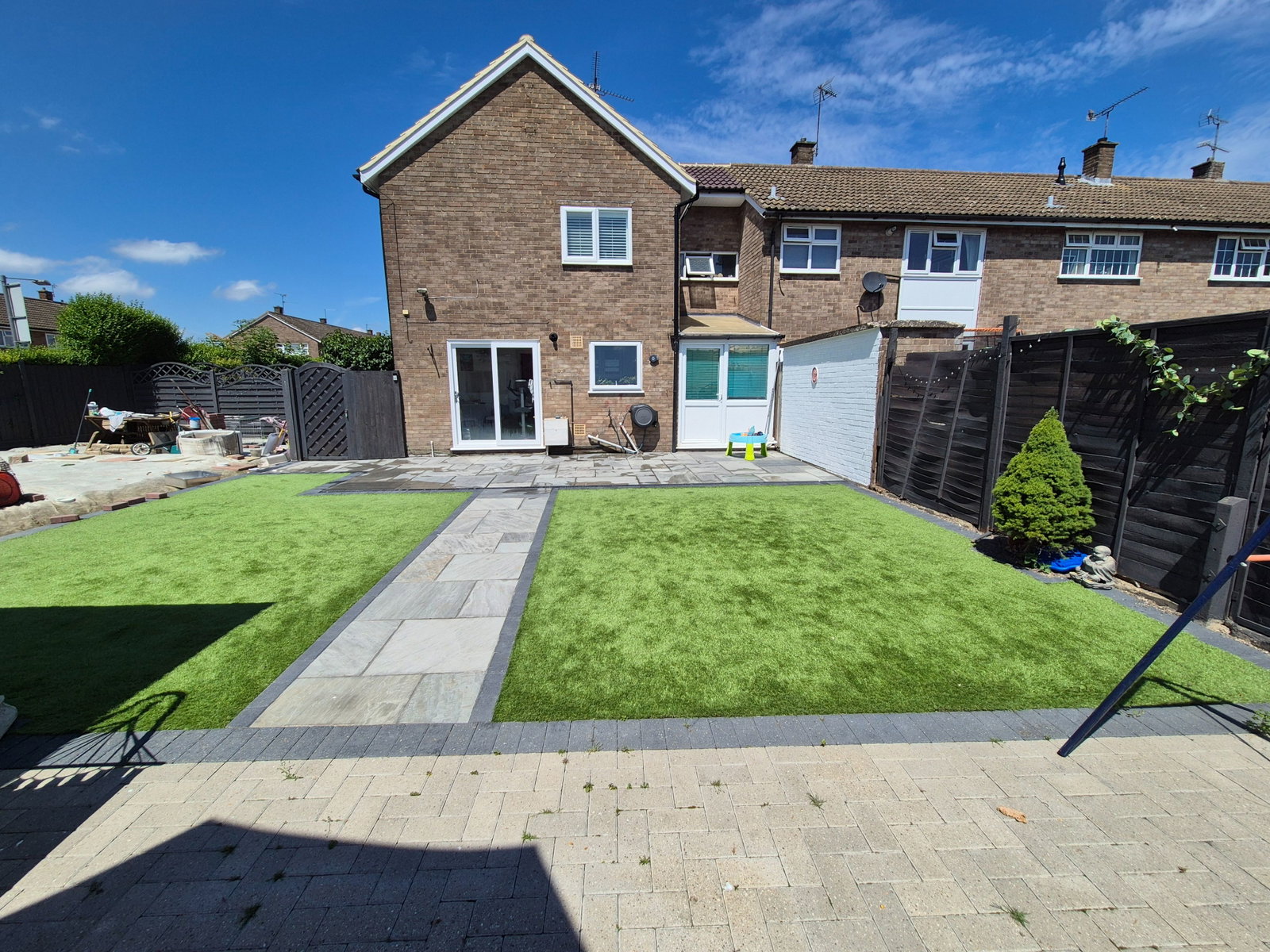 End Of Terrace House in Dunstable