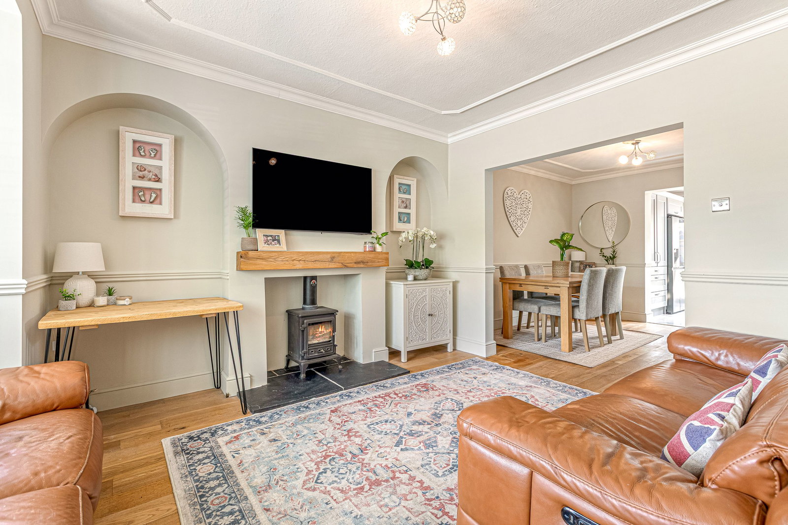 Semi Detached House in Hinckley
