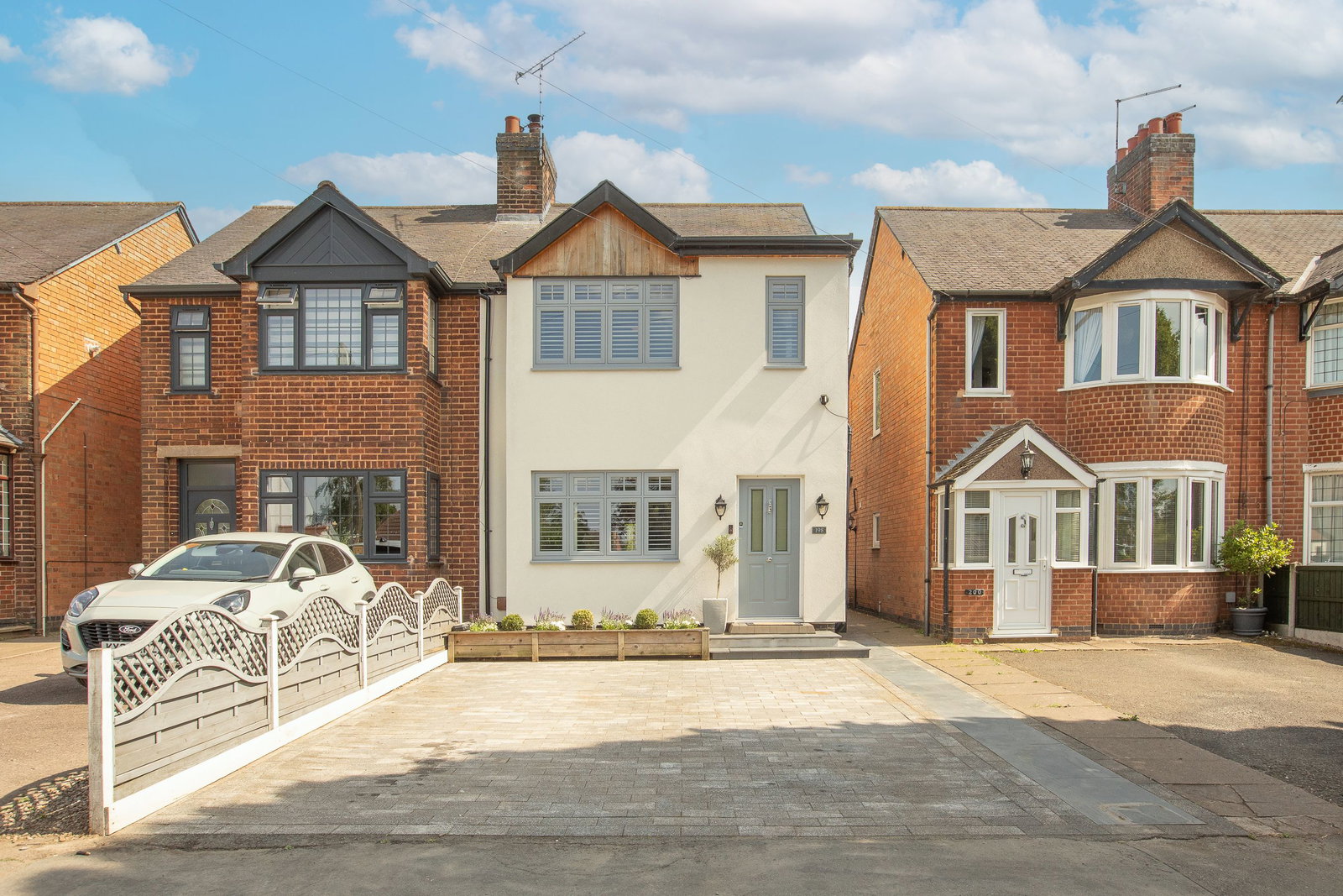 Semi Detached House in Hinckley