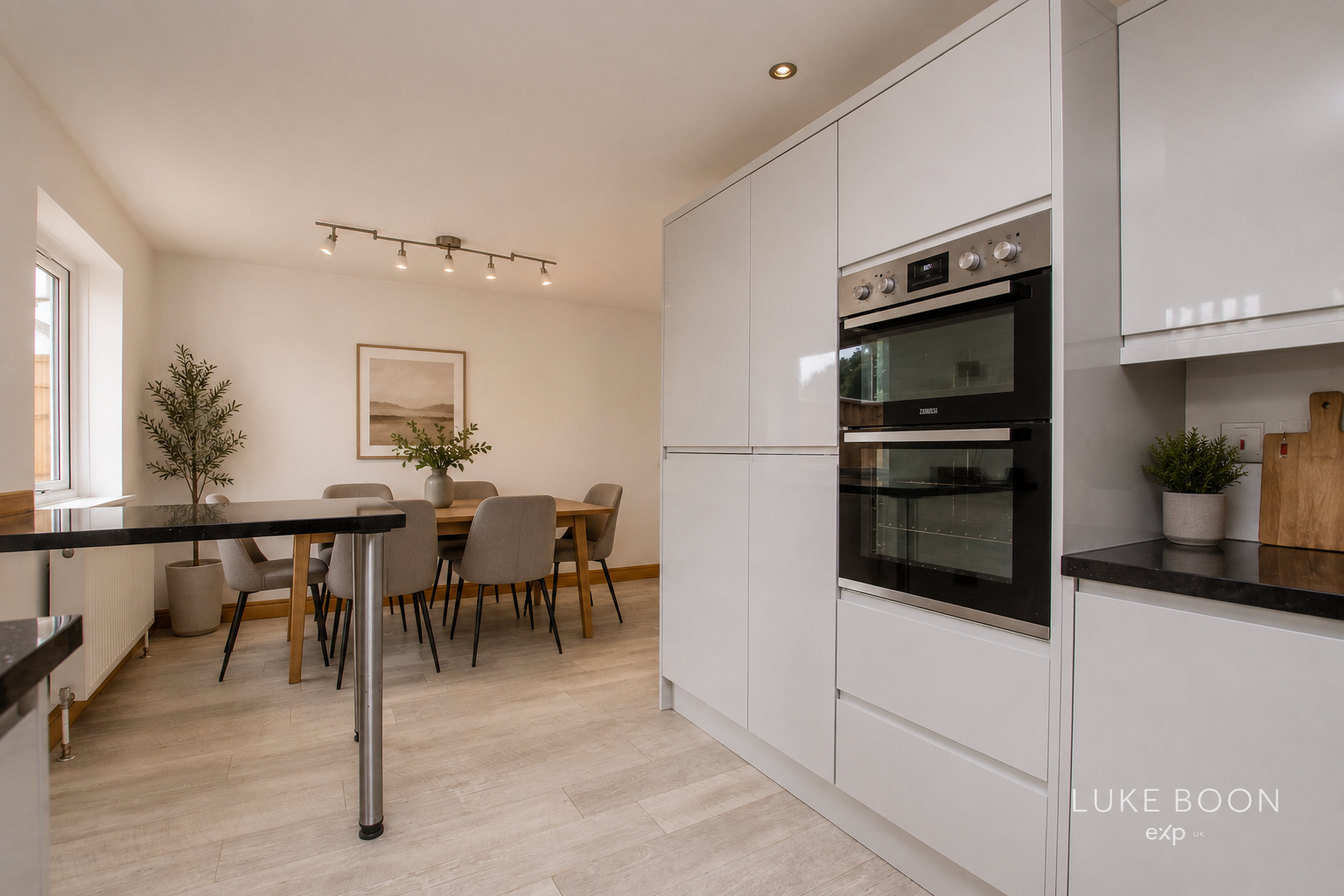 Semi Detached House in Plymouth