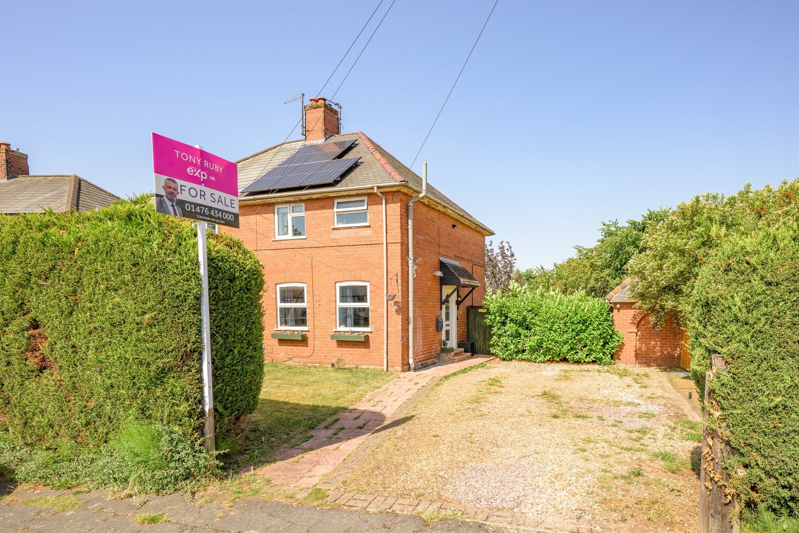 Semi Detached House in Grantham