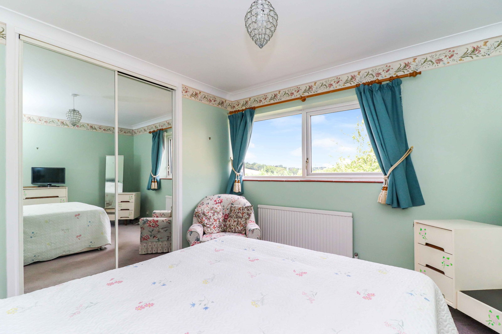 Maisonette for sale in Chesham, Hillside, Chesham, HP5 2PQ