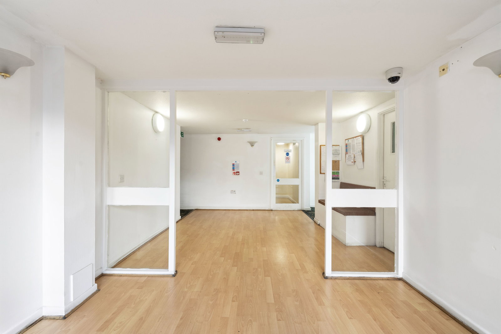 Flat for sale in Swansea, Dumbarton House Court, Bryn Y Mor Crescent, Swansea, SA1 4QX, 409 m²