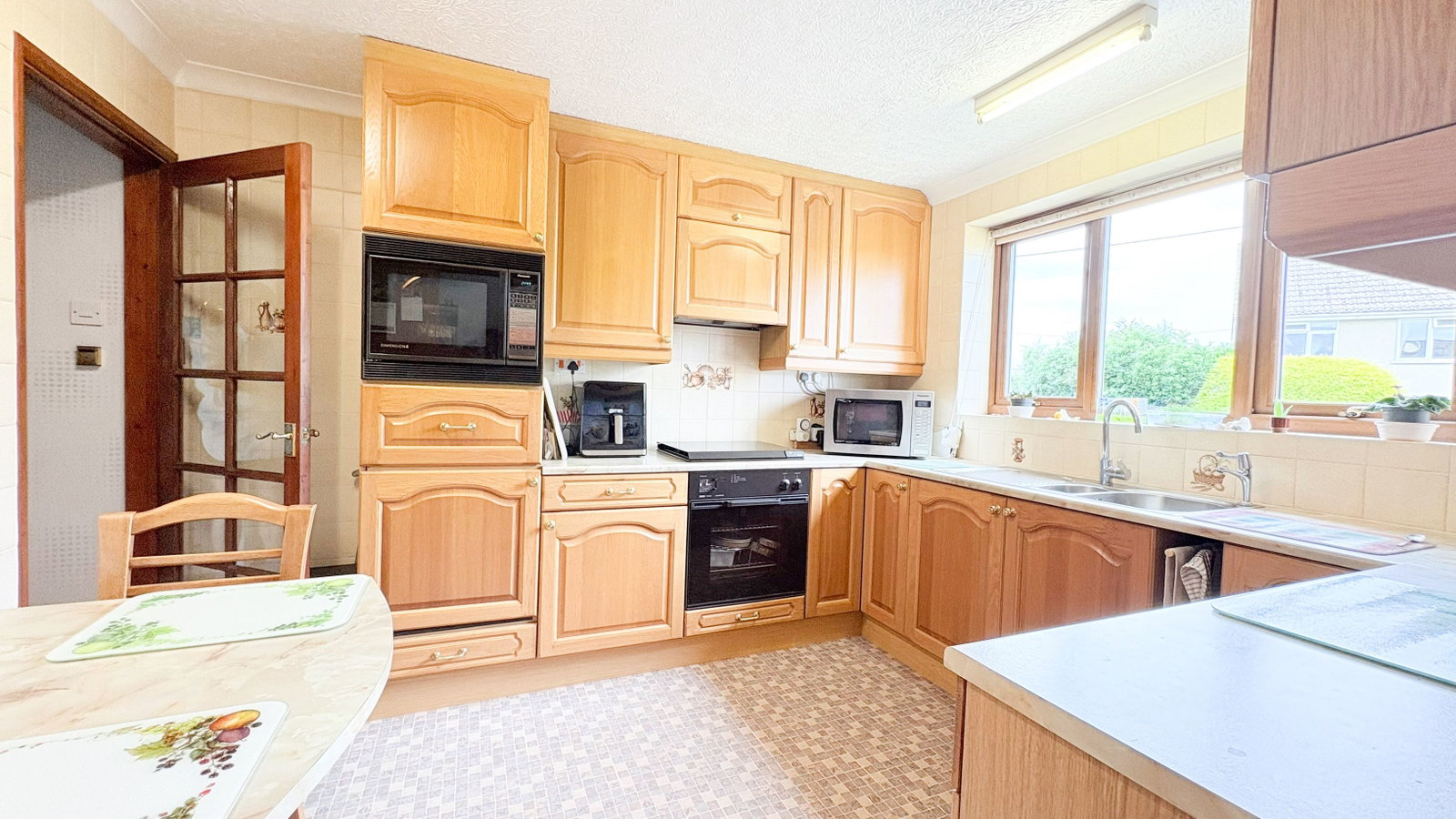 Bungalow in Bristol