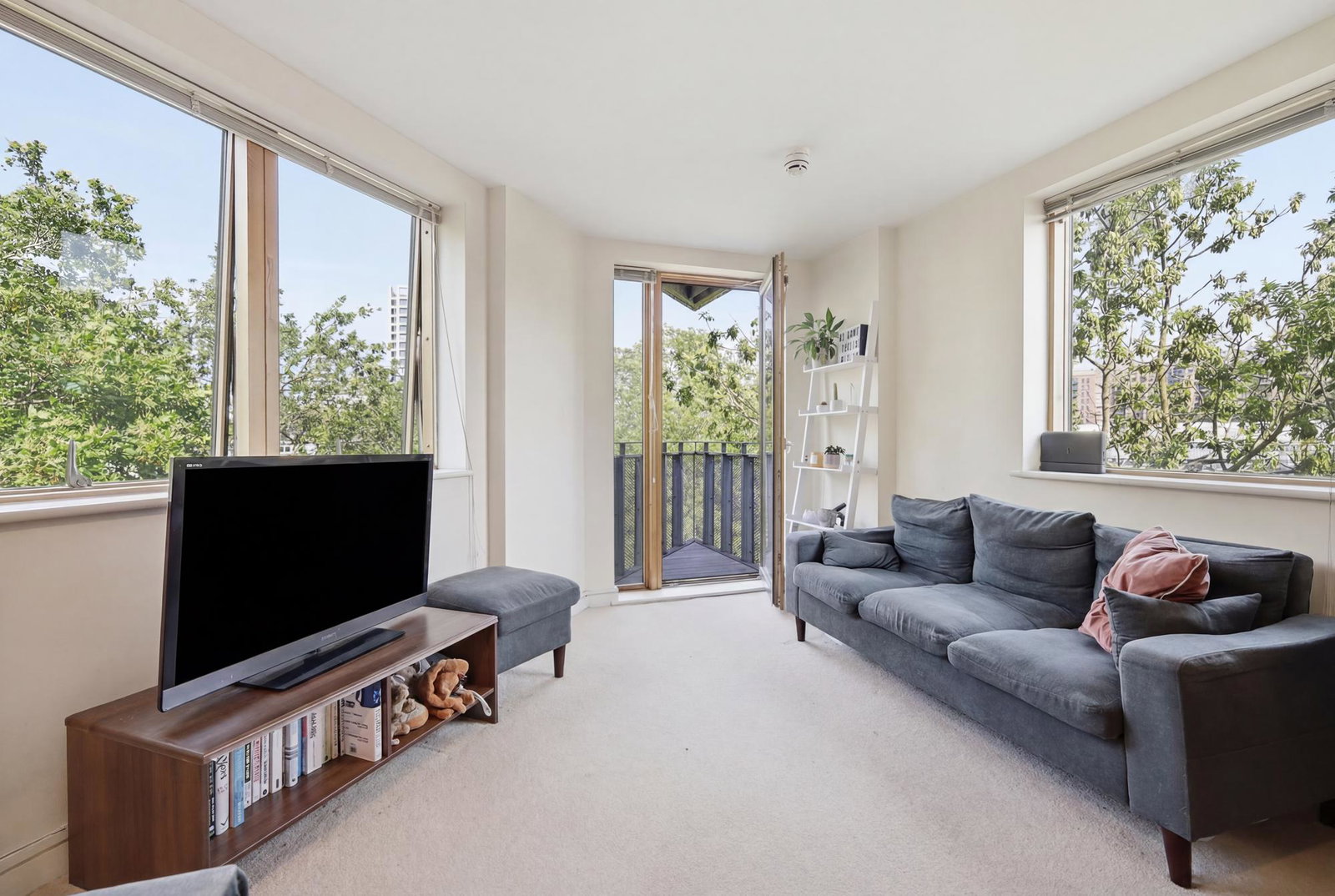 Apartment for sale in London, Time House, SW11