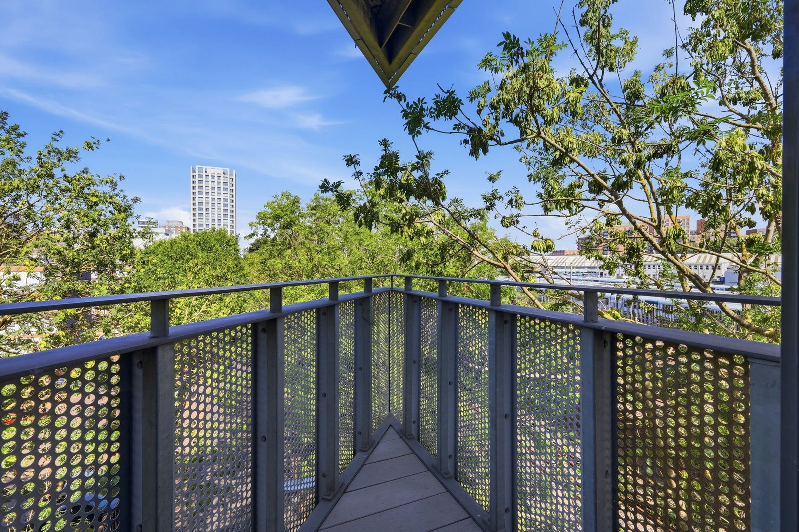 Apartment for sale in London, Time House, SW11