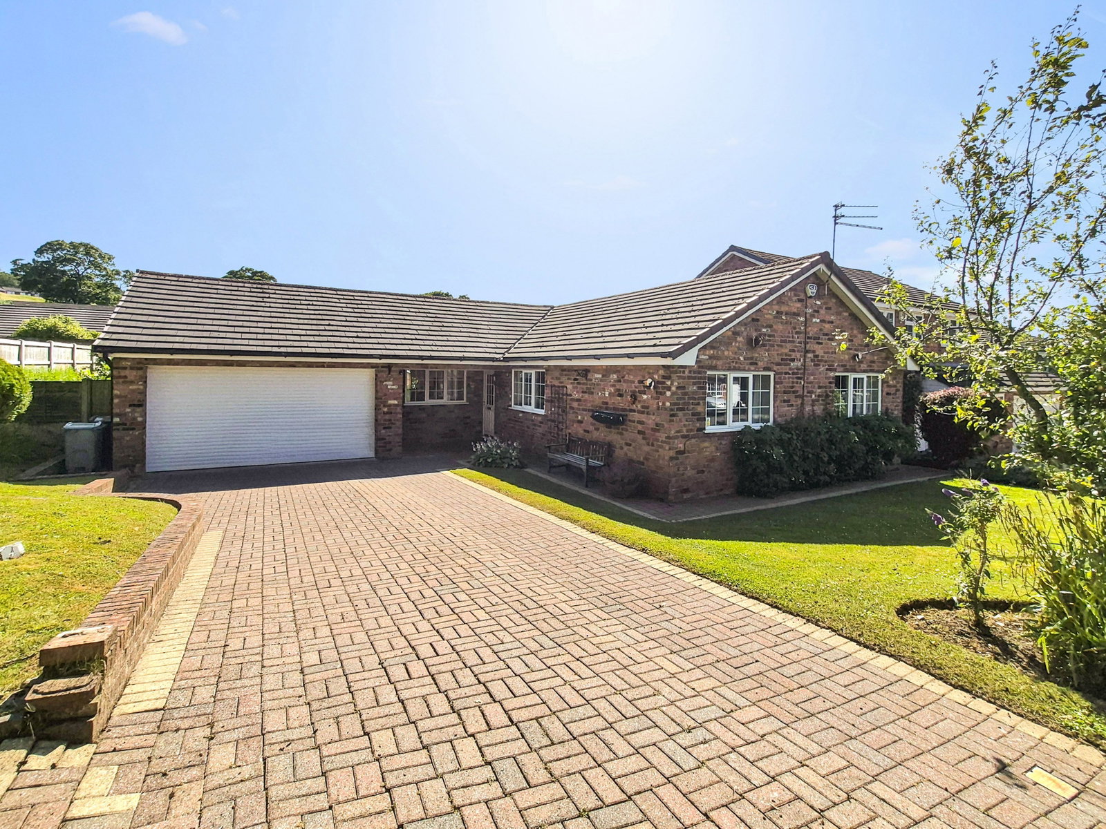 Bungalow in Macclesfield