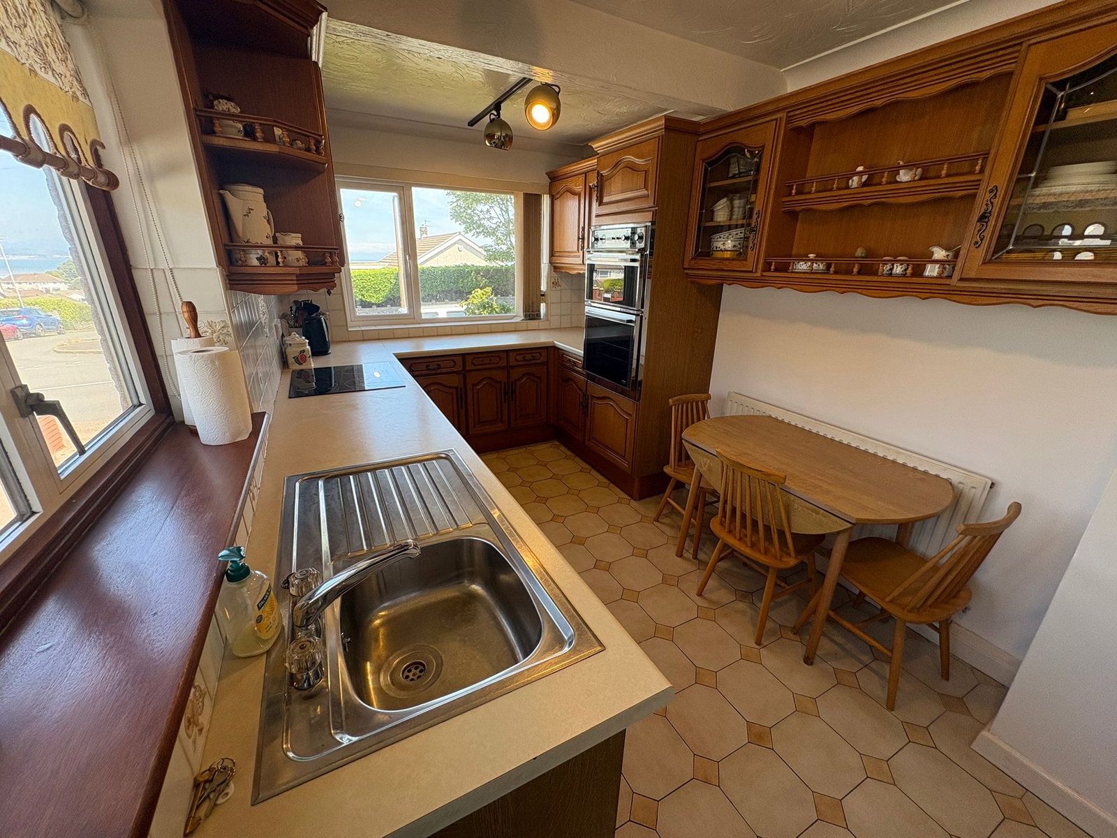 Semi Detached House in Swansea