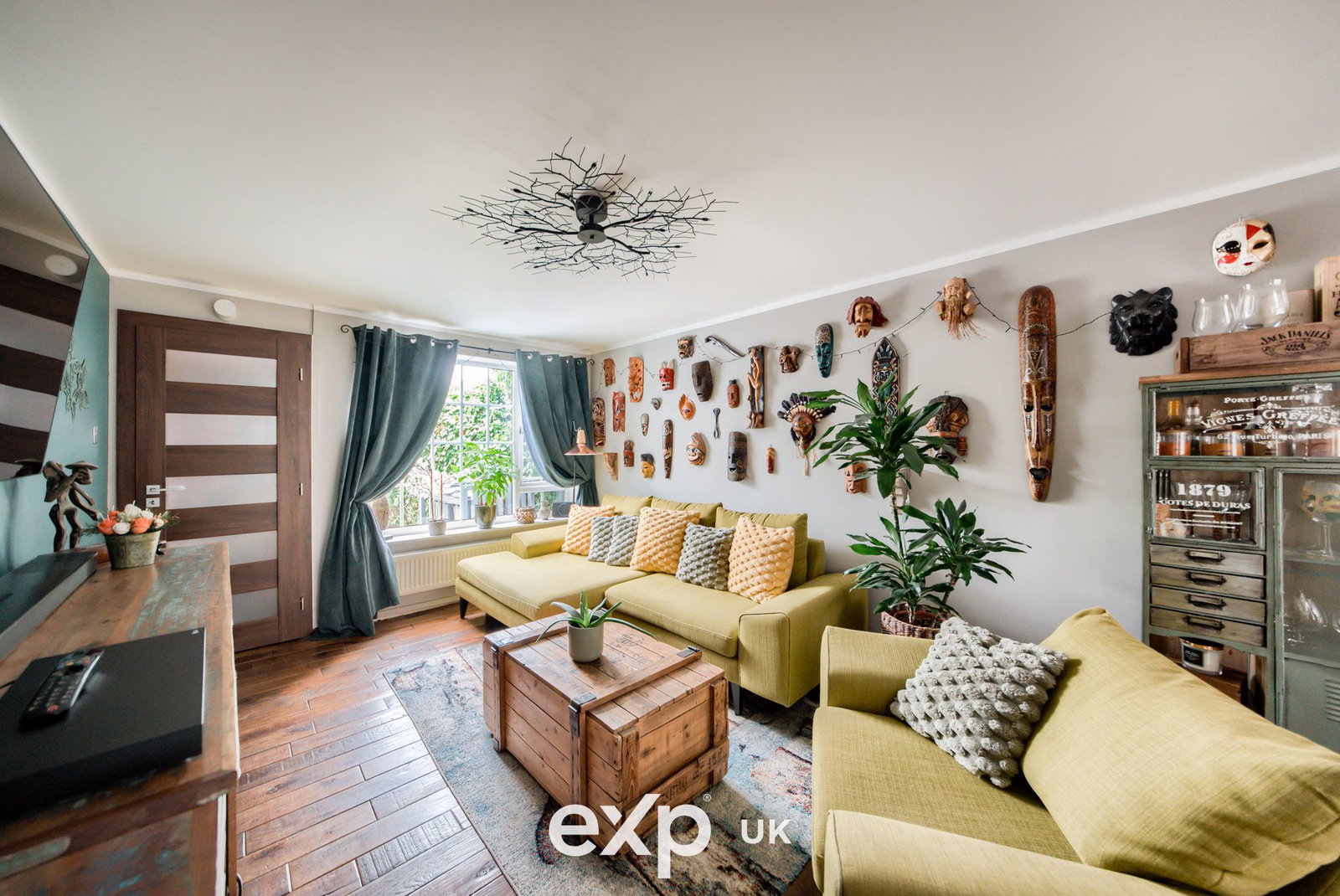 Terraced House for sale in Birmingham, Glenmore Drive, Kings Norton, Birmingham, B38 8YR, 893 m²