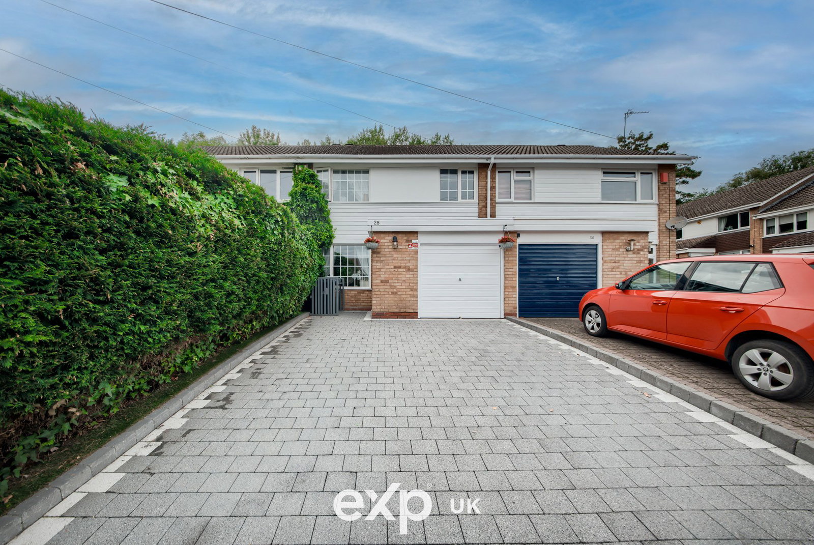 Terraced House for sale in Birmingham, Glenmore Drive, Kings Norton, Birmingham, B38 8YR, 893 m²