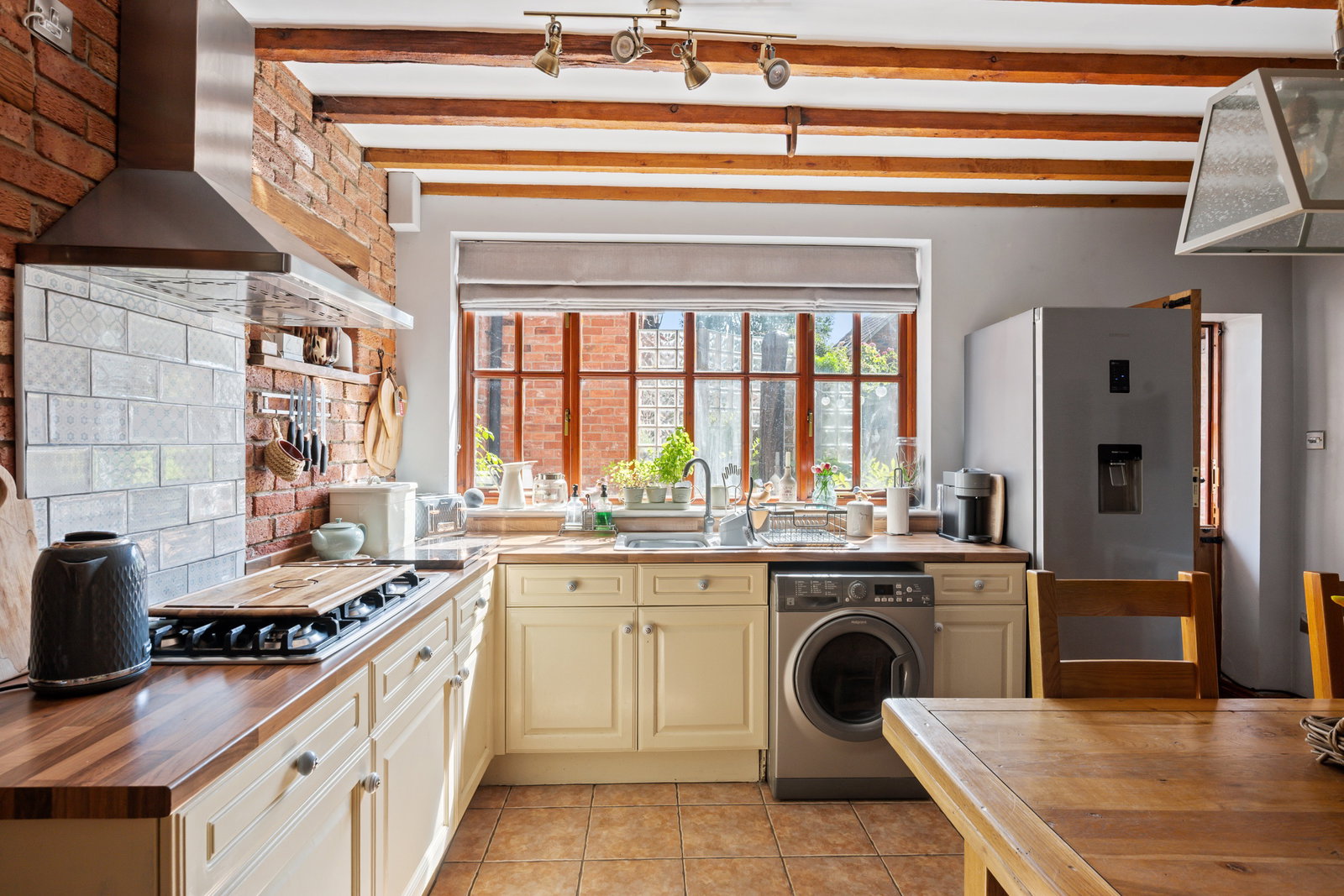 Terraced House for sale in Grantham, High Street in Great Gonerby, Grantham, 1335 m²