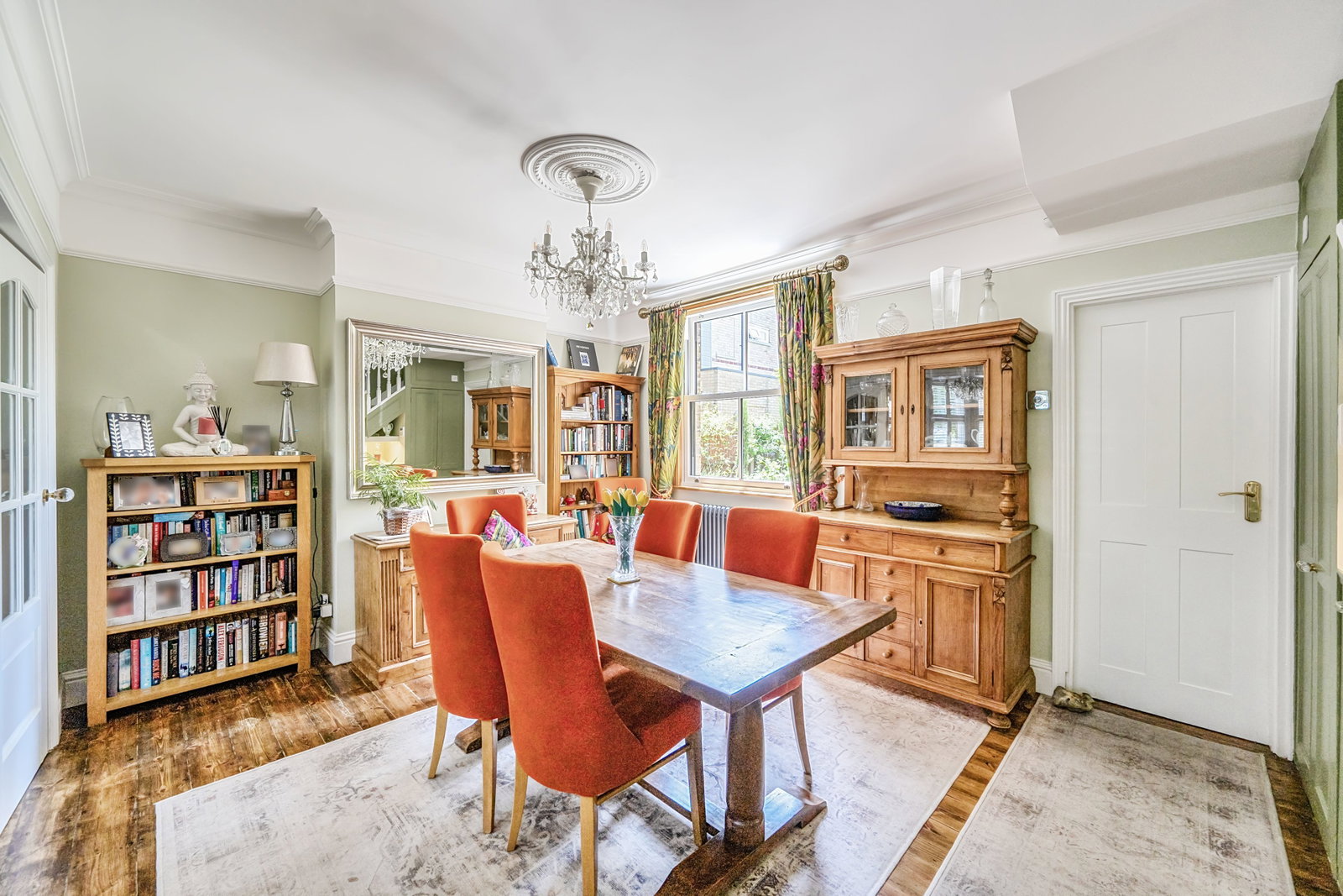 Semi Detached House in Bushey