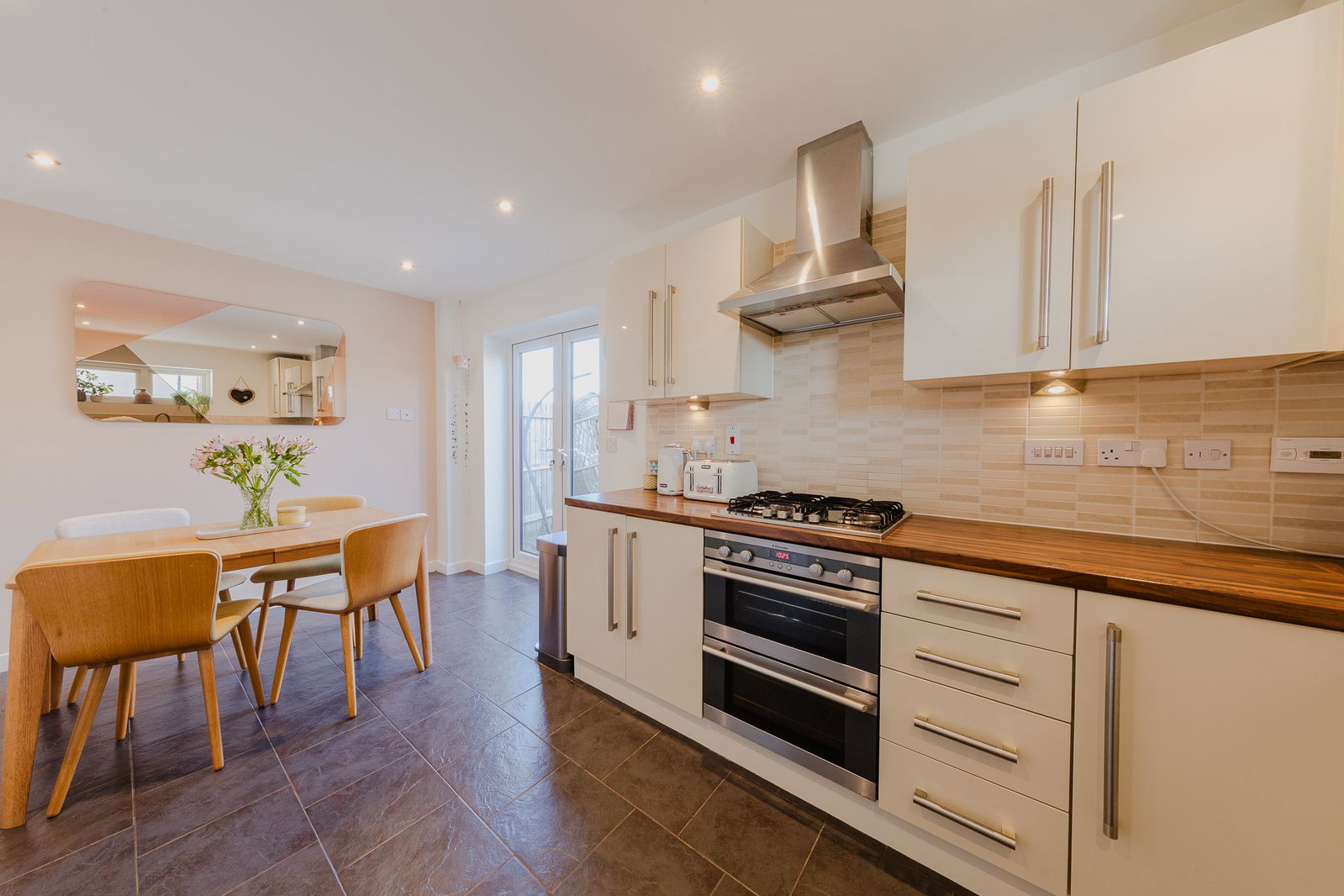 Semi Detached House in Milton Keynes
