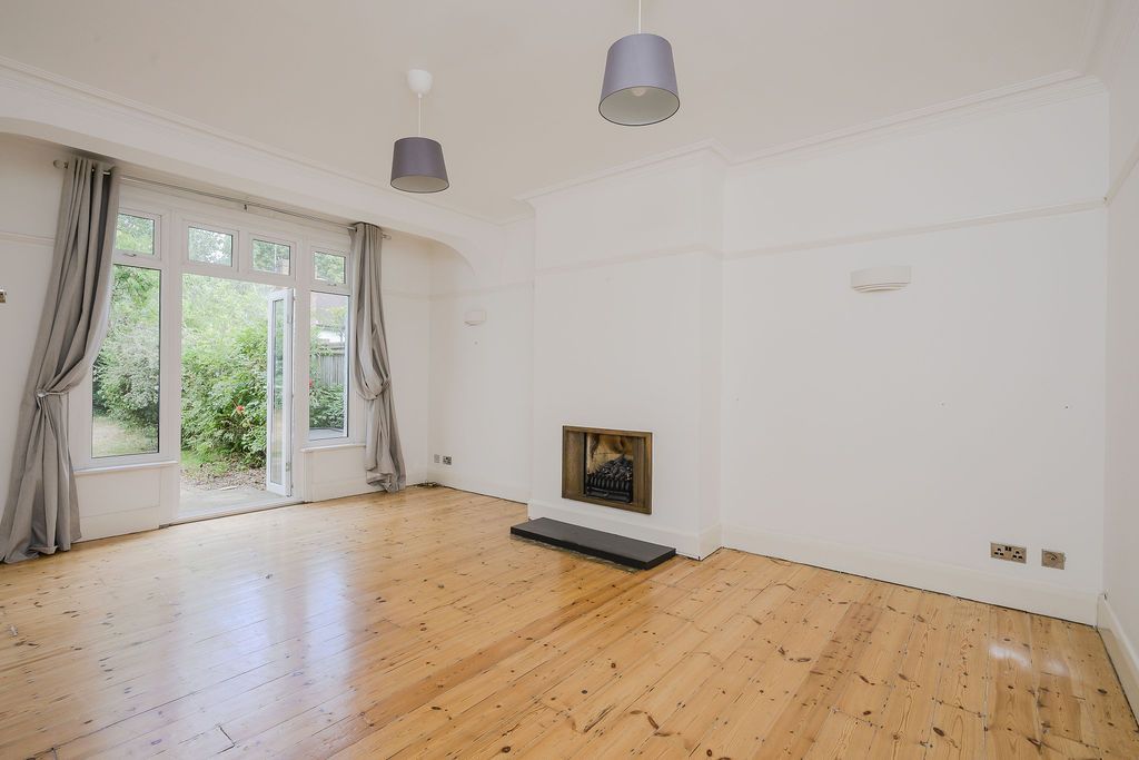 Semi Detached House in London