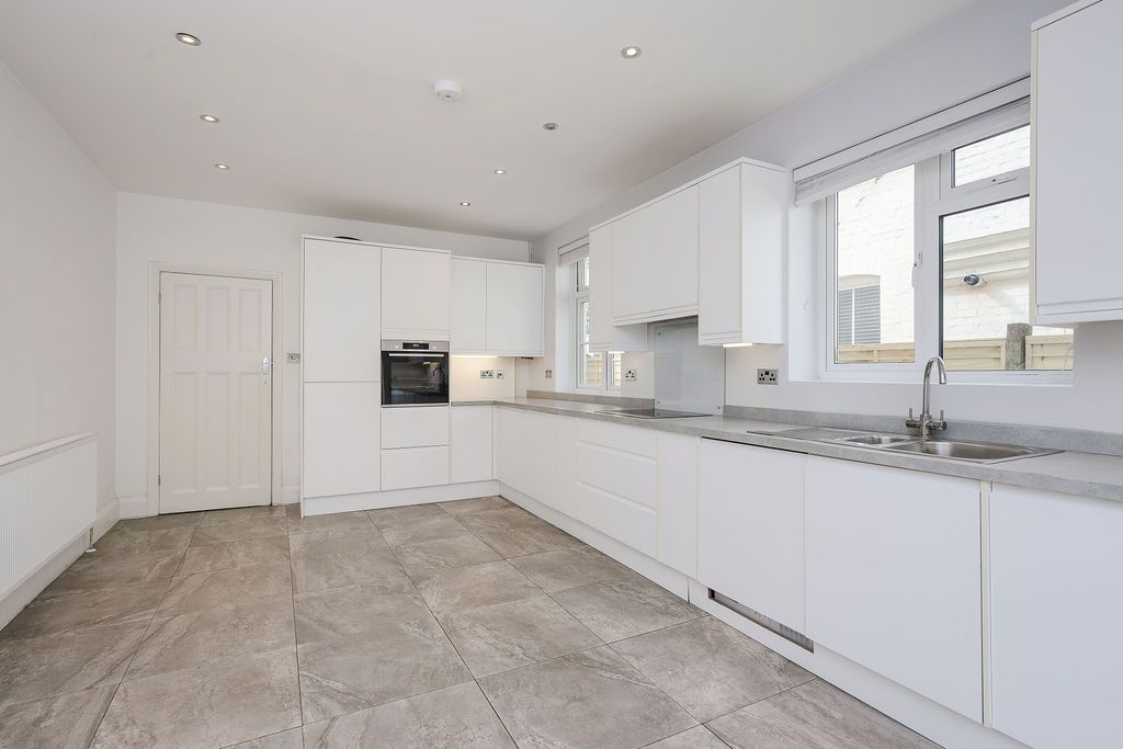Semi Detached House in London
