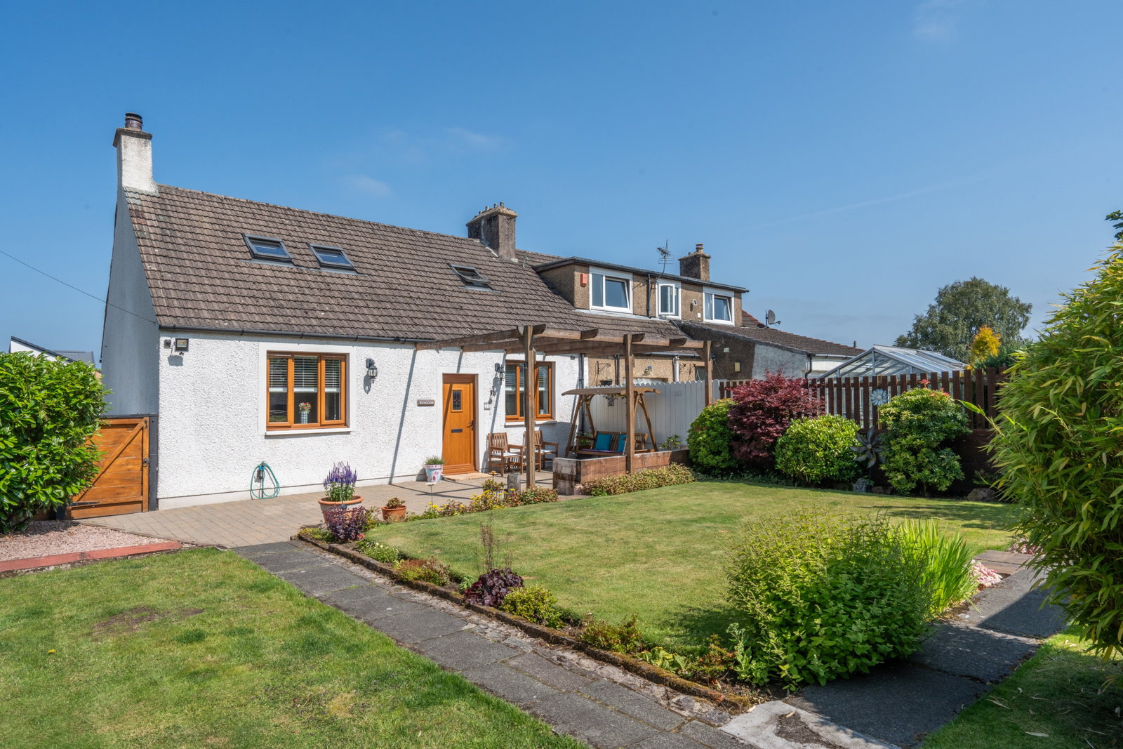 Semi Detached House in Dunfermline
