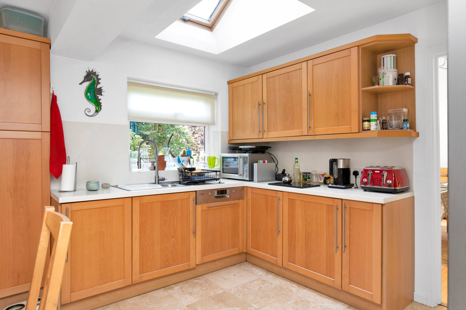 Detached House for sale in East Grinstead, Kindersley Close, East Grinstead, RH19 3NJ