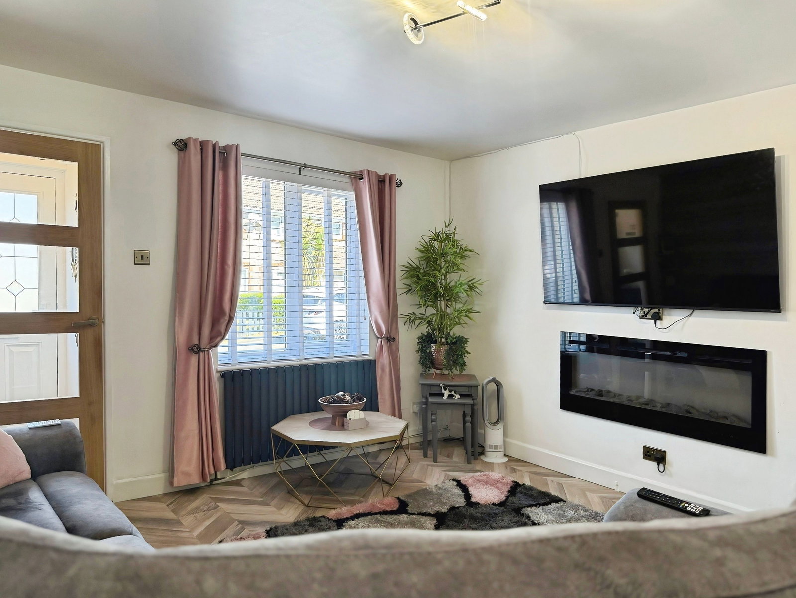 Semi Detached House in Swansea