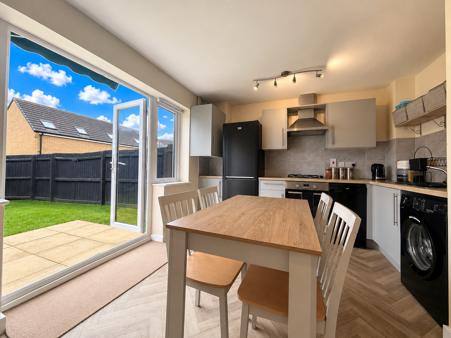 Semi Detached House in Peterborough