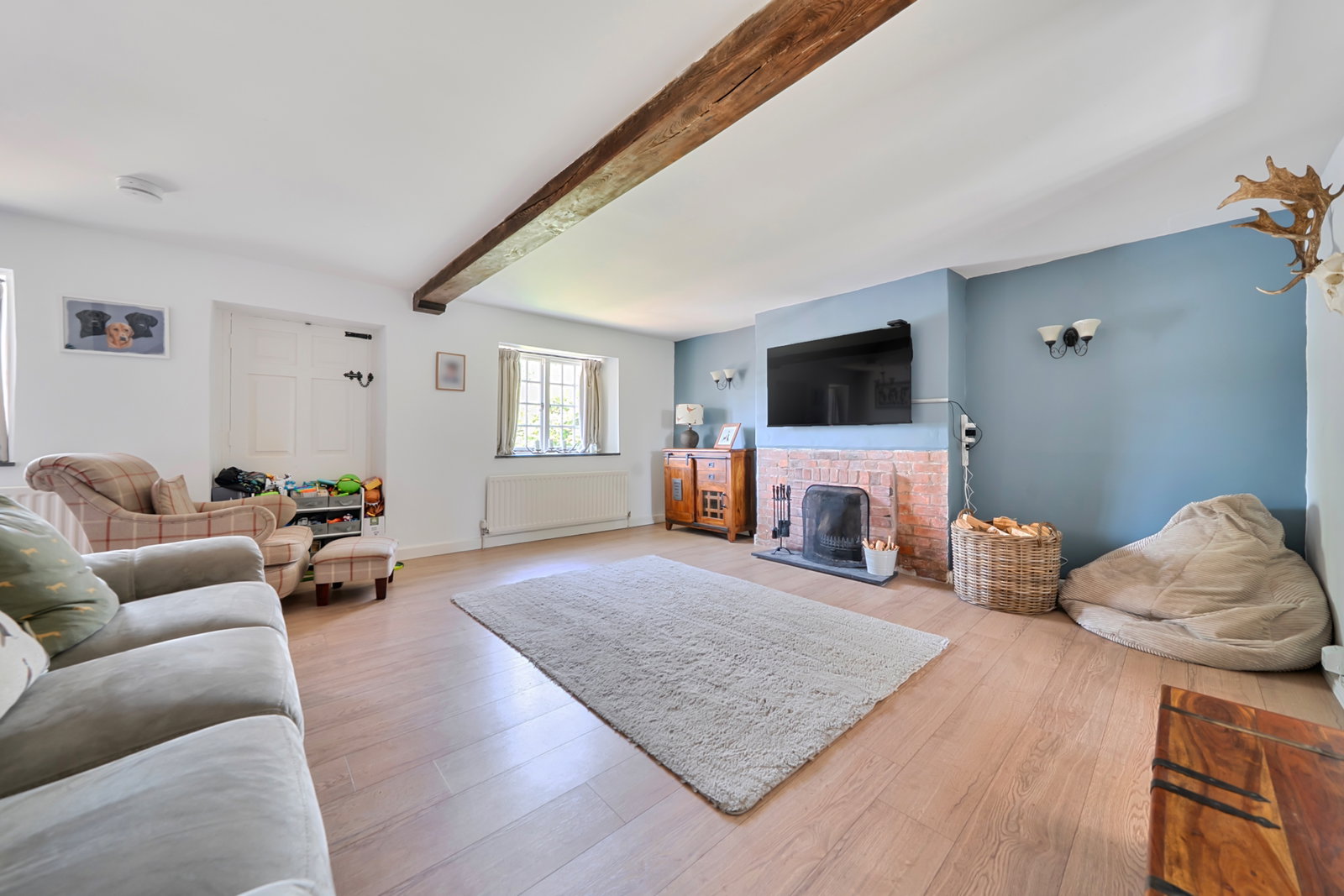 End Of Terrace House in Warminster