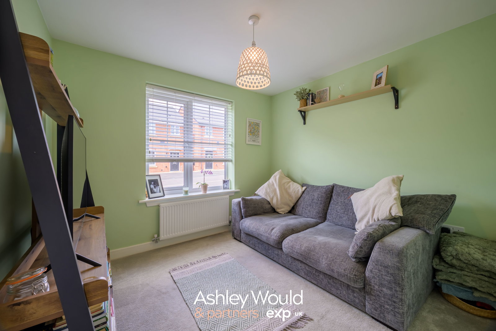 Detached House in Kingswinford 