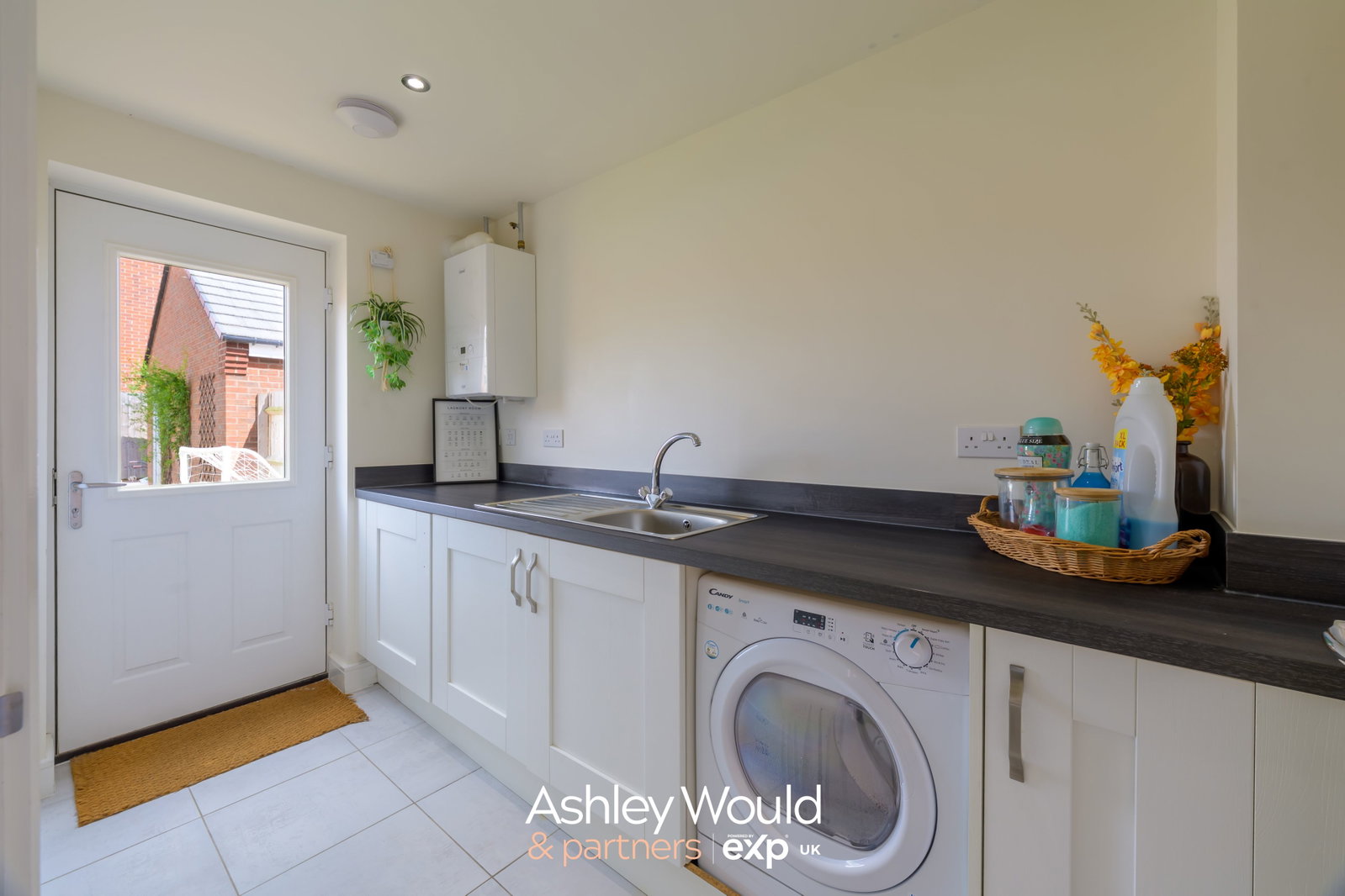 Detached House in Kingswinford 