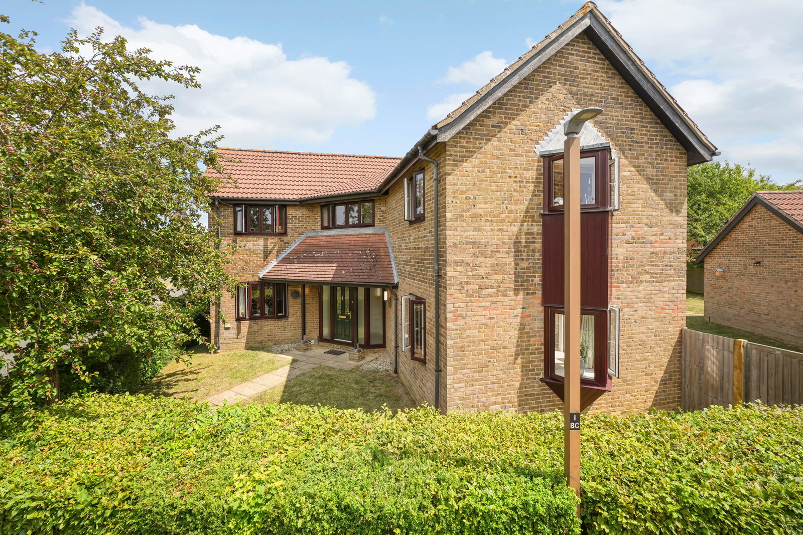 Detached House in Milton Keynes