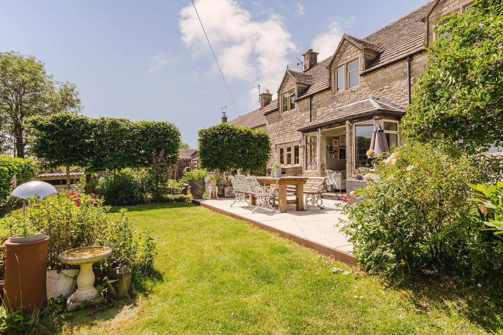 Detached House for sale in Stroud, Oakridge Lynch, Stroud, GL6 7NZ