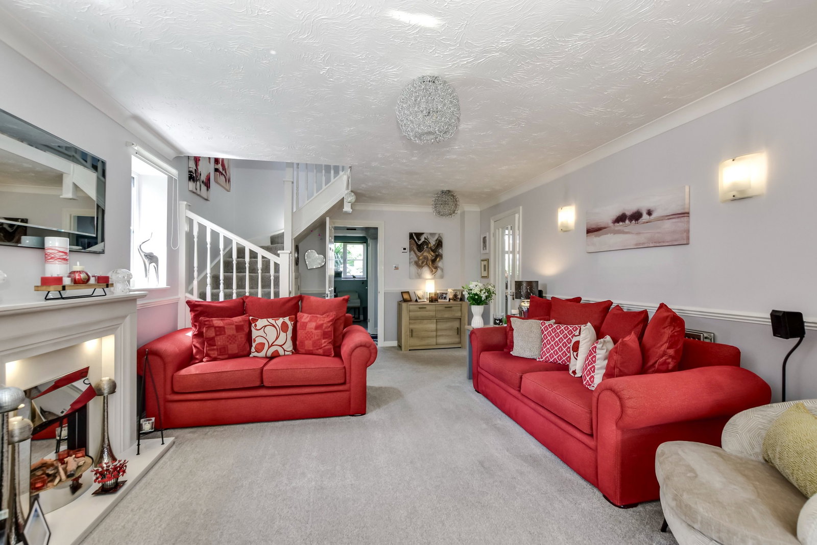 Semi Detached House in Abbots Langley