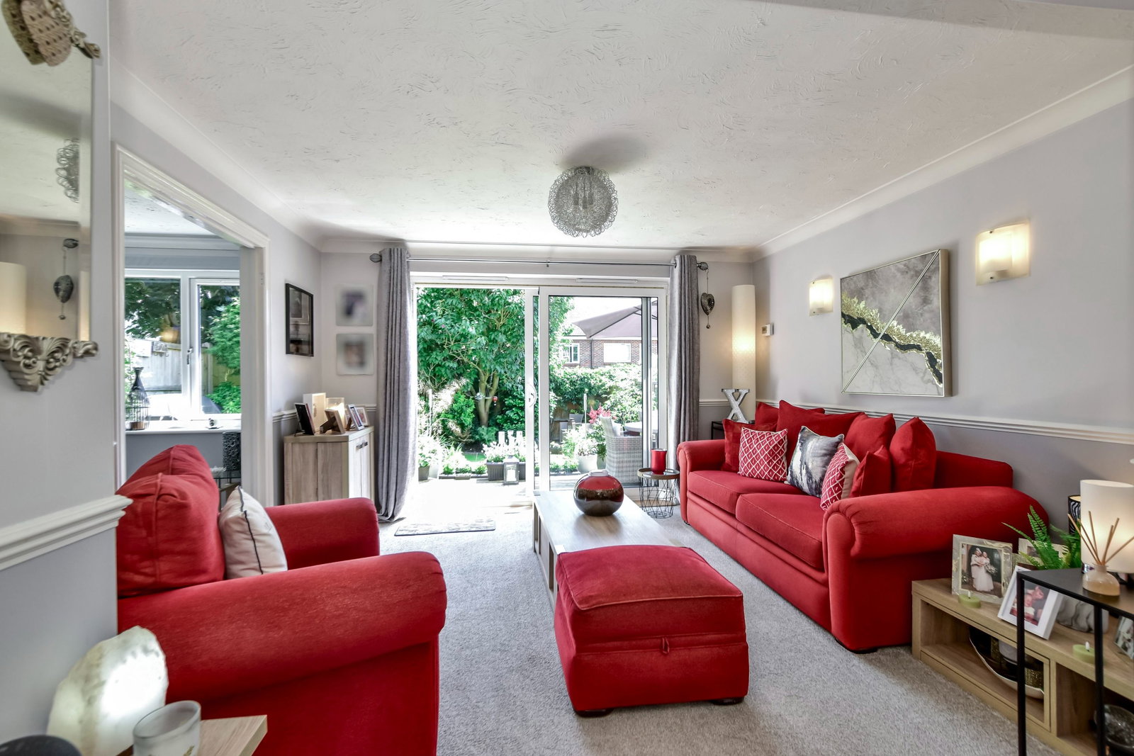 Semi Detached House in Abbots Langley