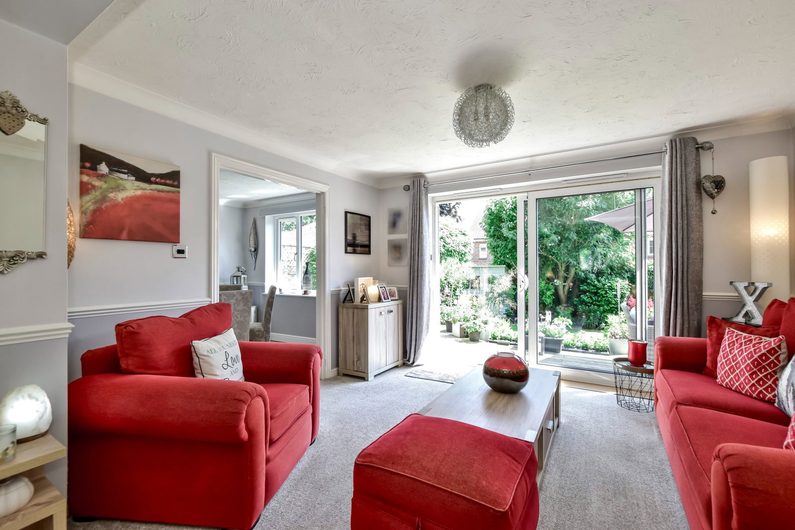 Semi Detached House in Abbots Langley