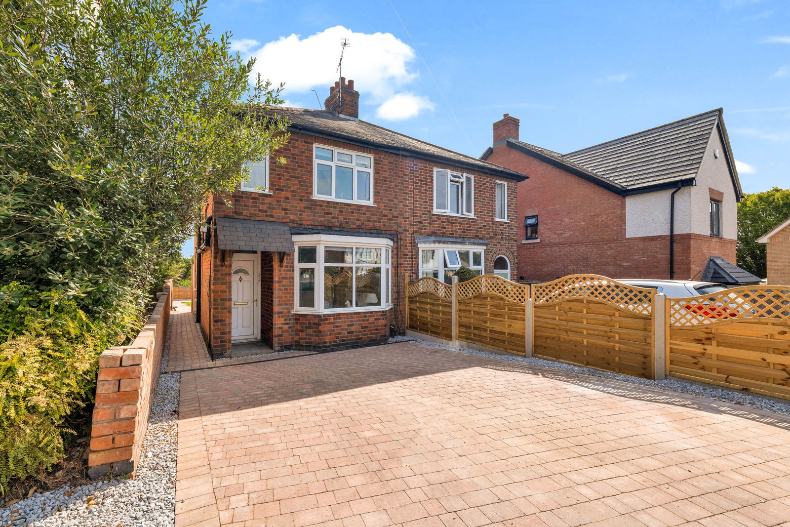 Semi Detached House in Leicester