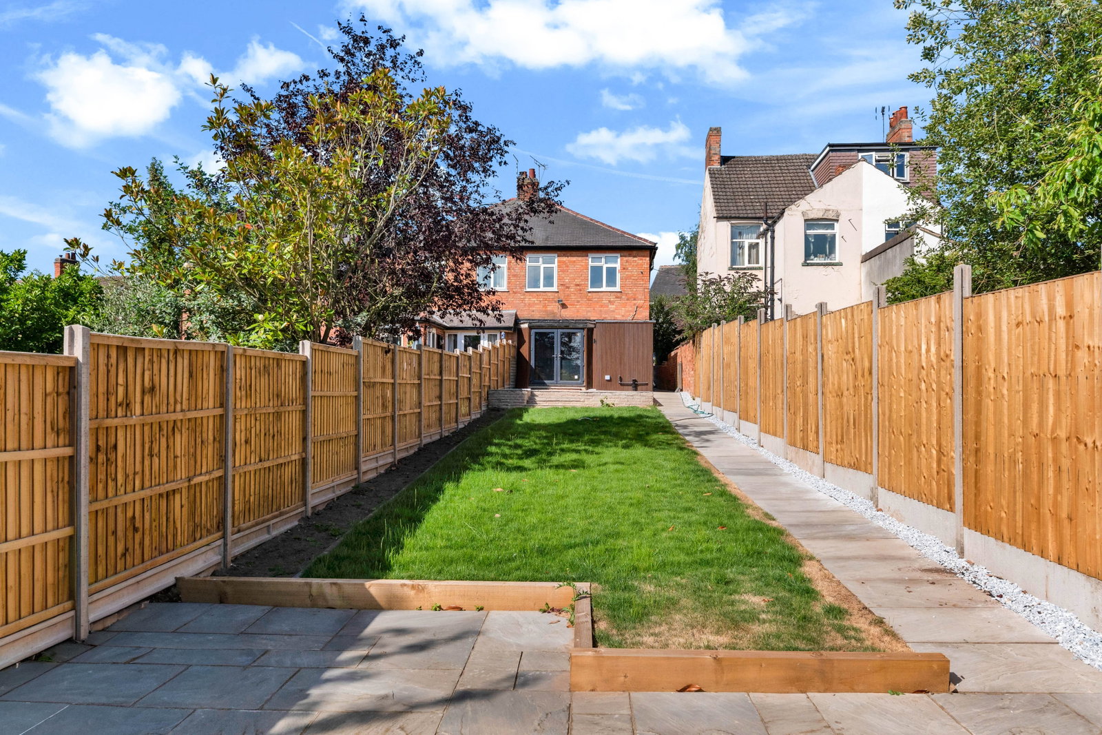 Semi Detached House in Leicester