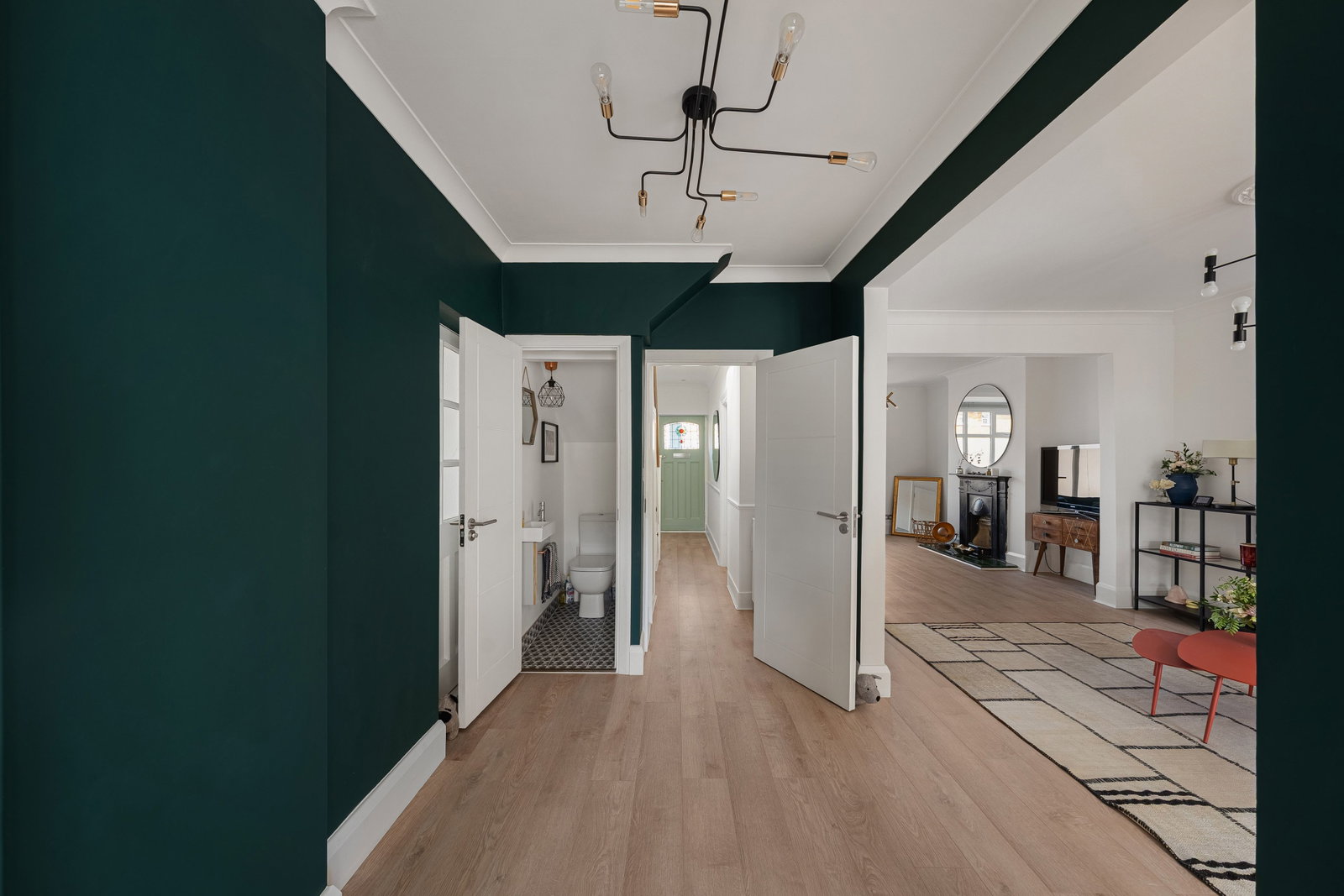Semi Detached House for sale in London, Linchmere Road, London, SE12