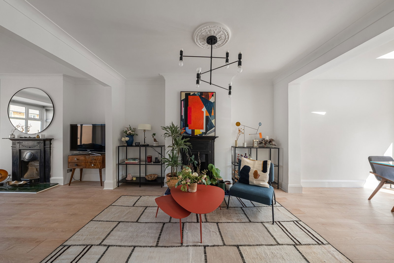 Semi Detached House for sale in London, Linchmere Road, London, SE12