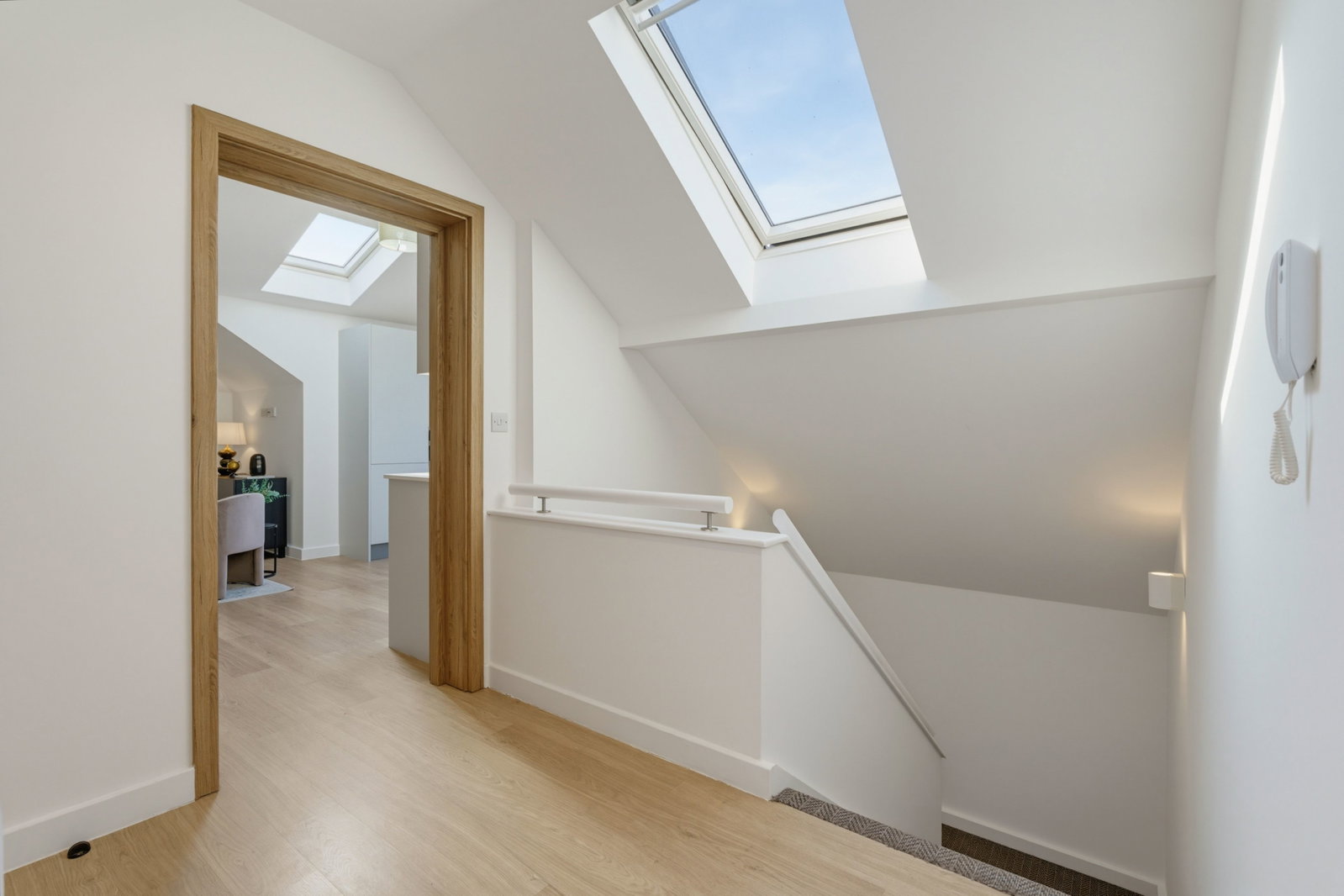 Flat for sale in London, Rochester Way, SE9, 787 m²