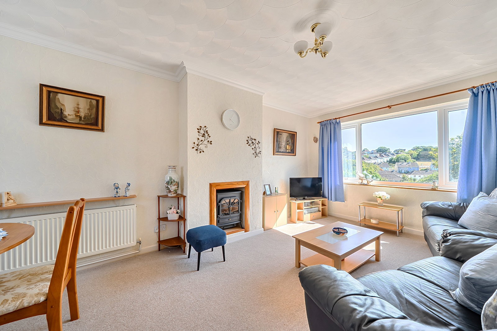 Semi Detached House in Plymouth 2